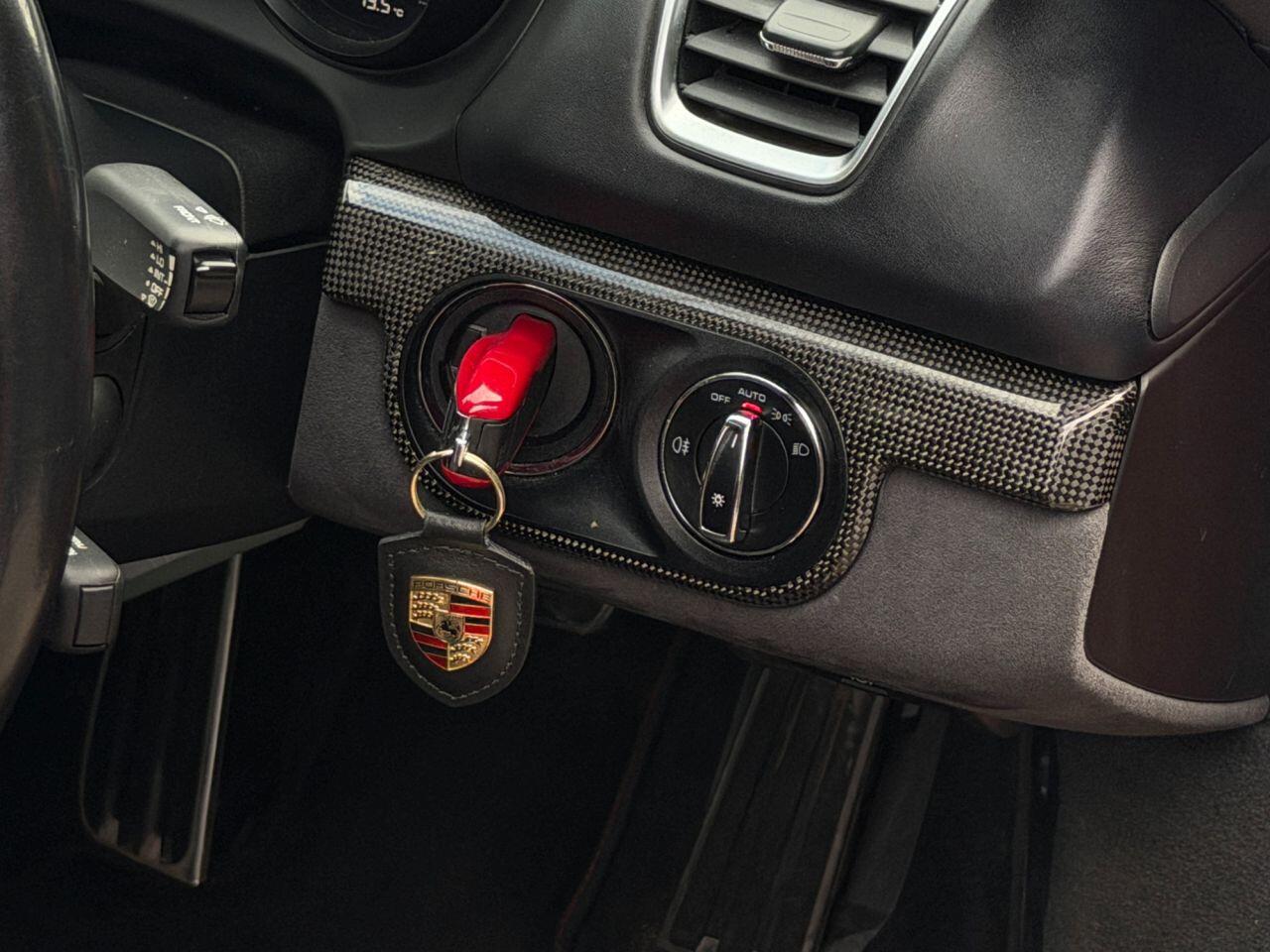 Porsche Cayman view 41