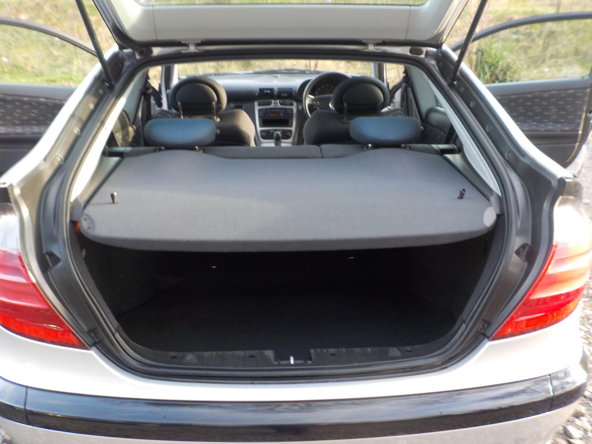 Mercedes-Benz C Class 2.0 C180 Sport 2dr