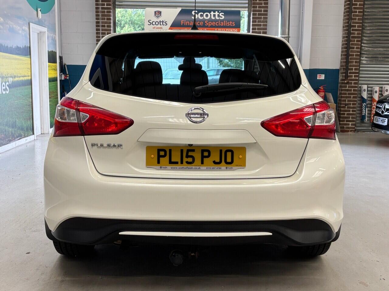 Nissan Pulsar view 4