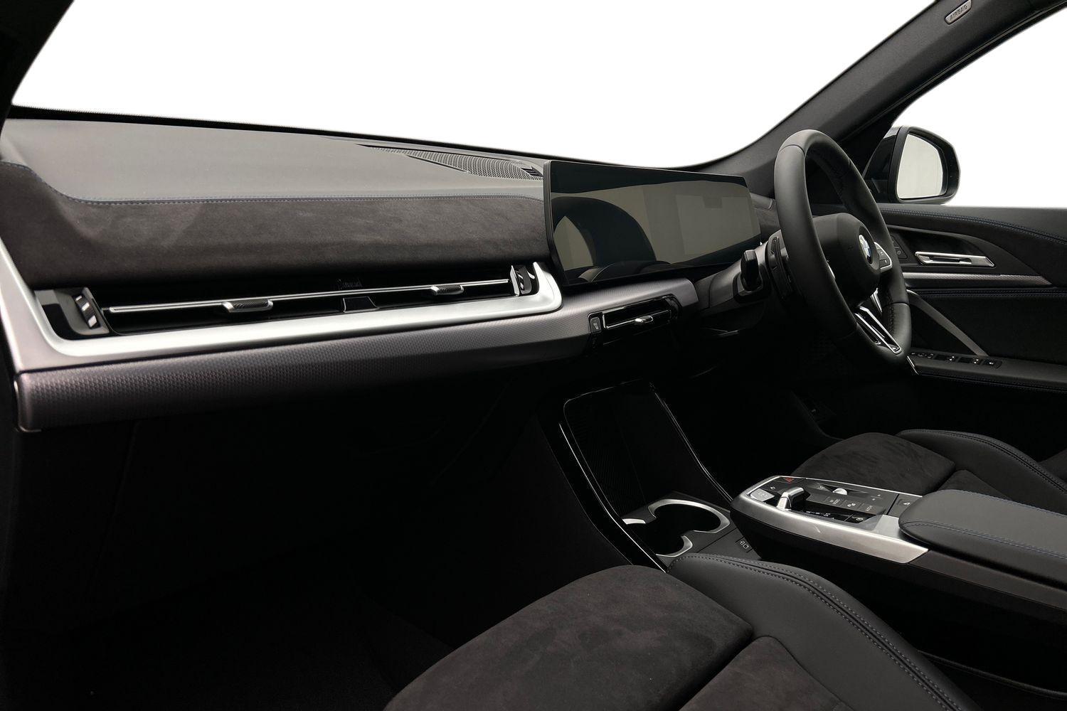 BMW X1 view 7