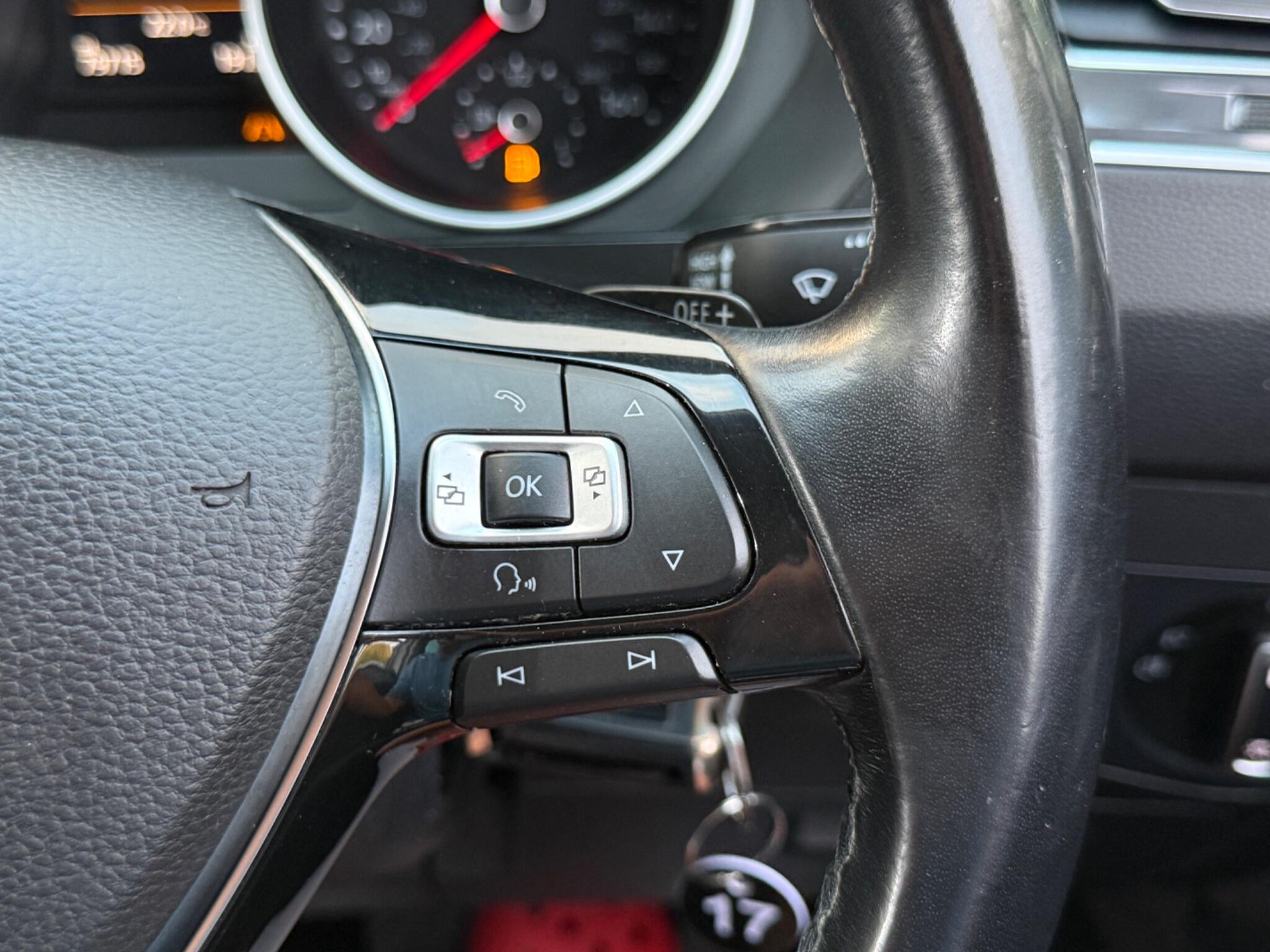 Volkswagen Tiguan - Image 71
