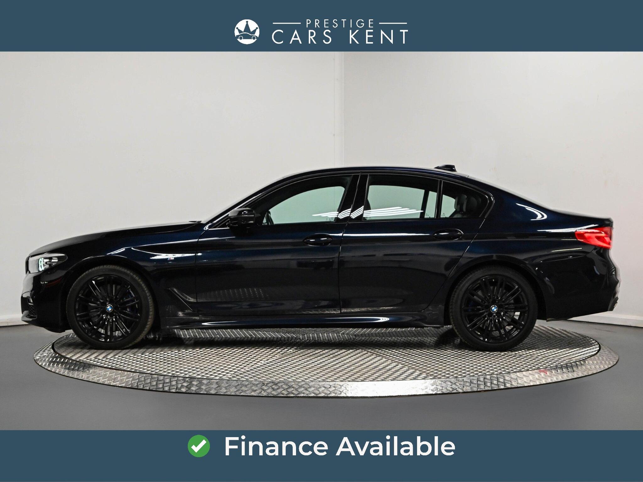 BMW 5 Series view 4