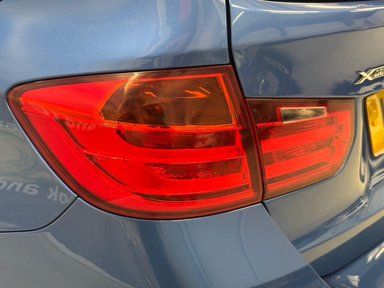 BMW 3 Series view 54