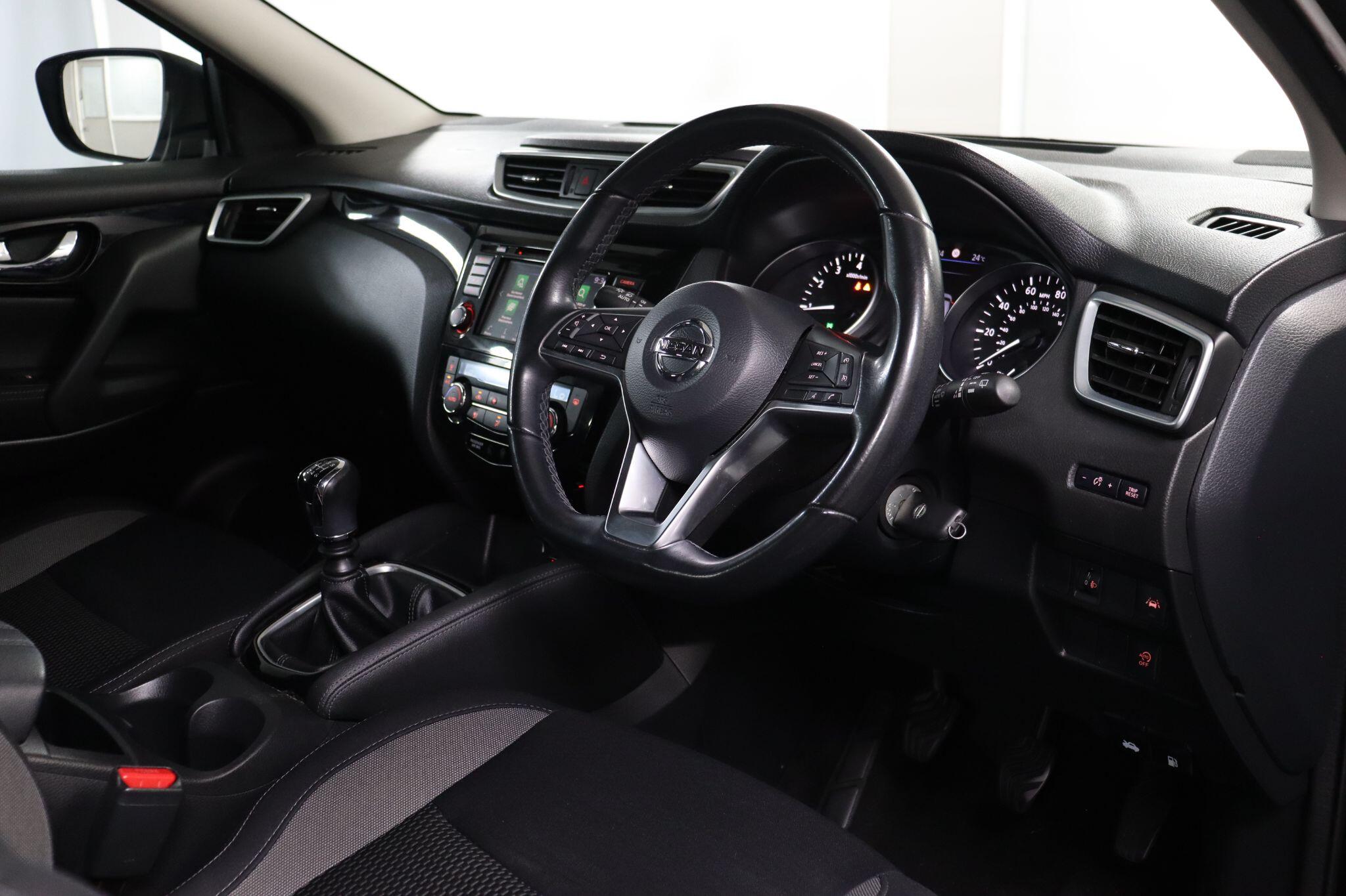 Nissan Qashqai view 16