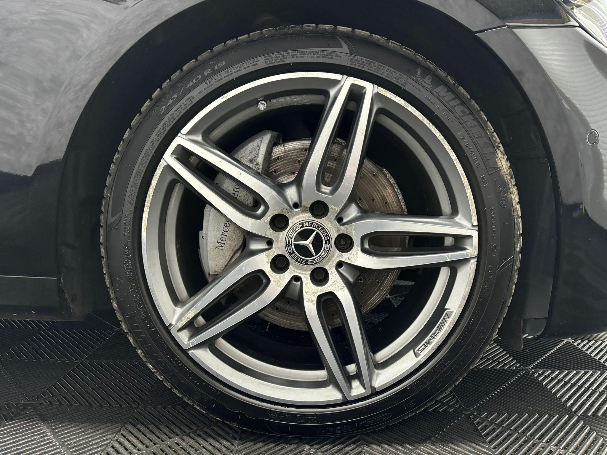 Mercedes-Benz E-Class view 22