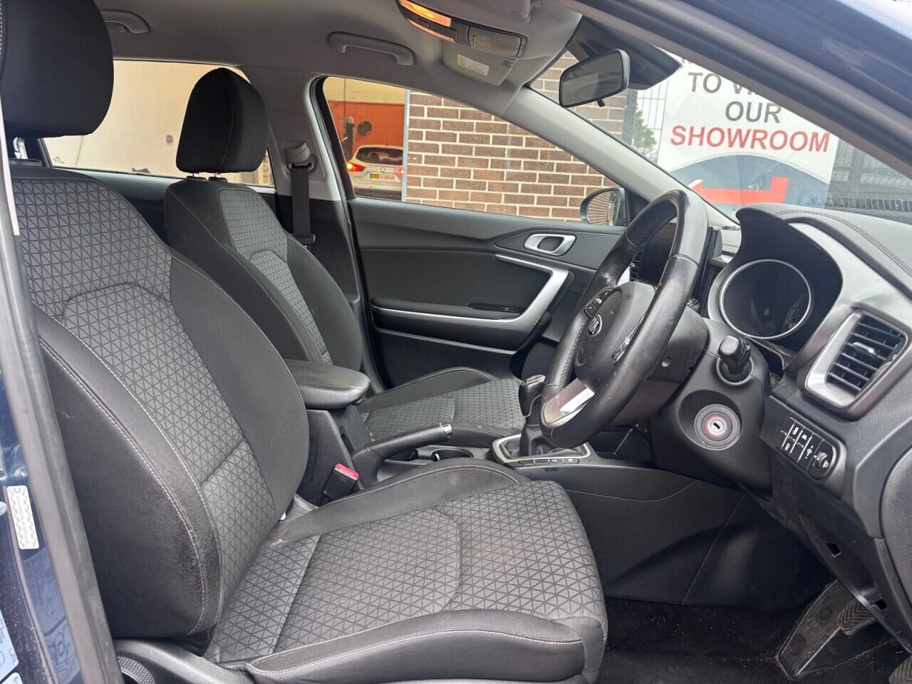 Kia Ceed view 10