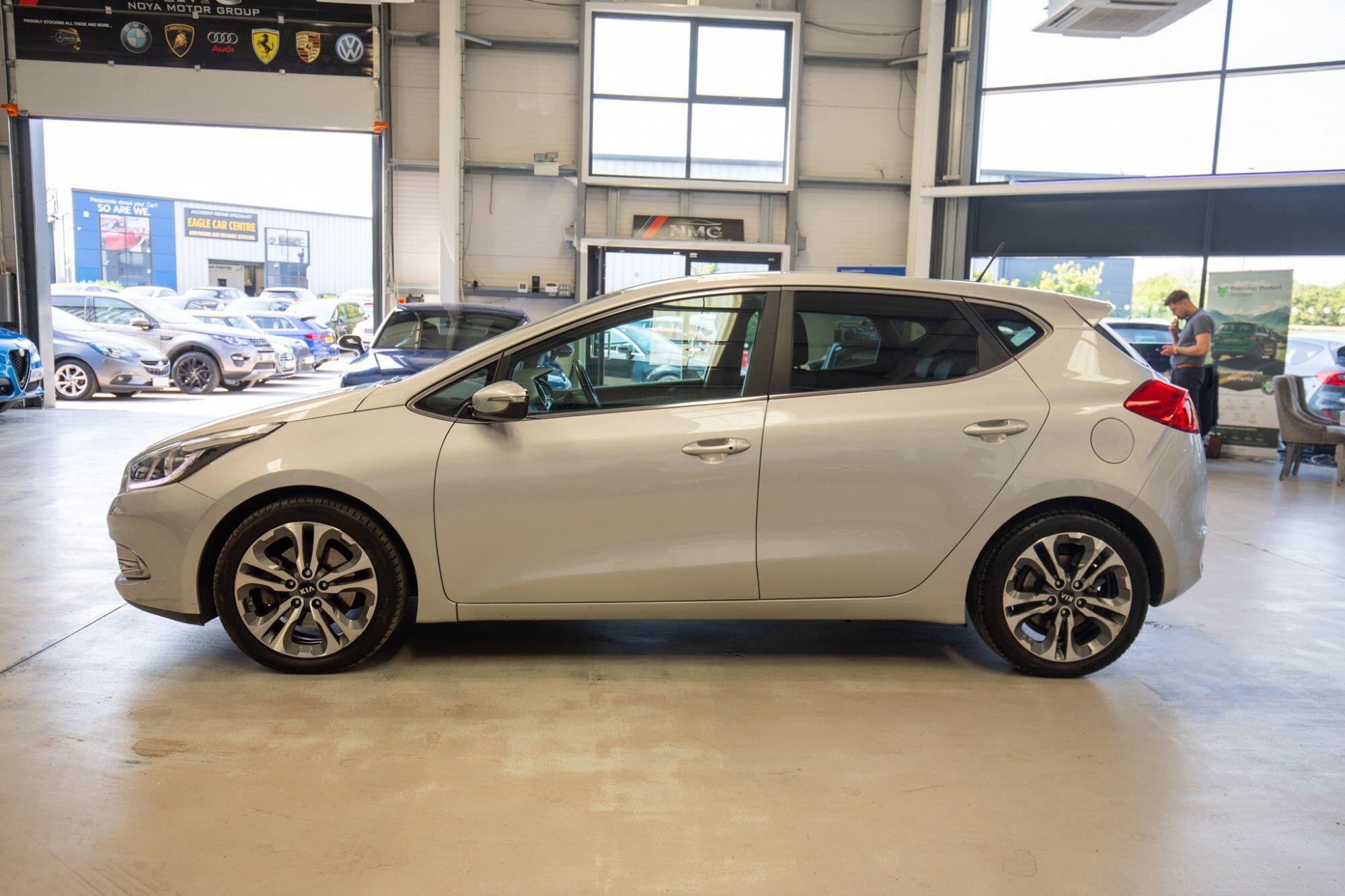 Kia Ceed view 32