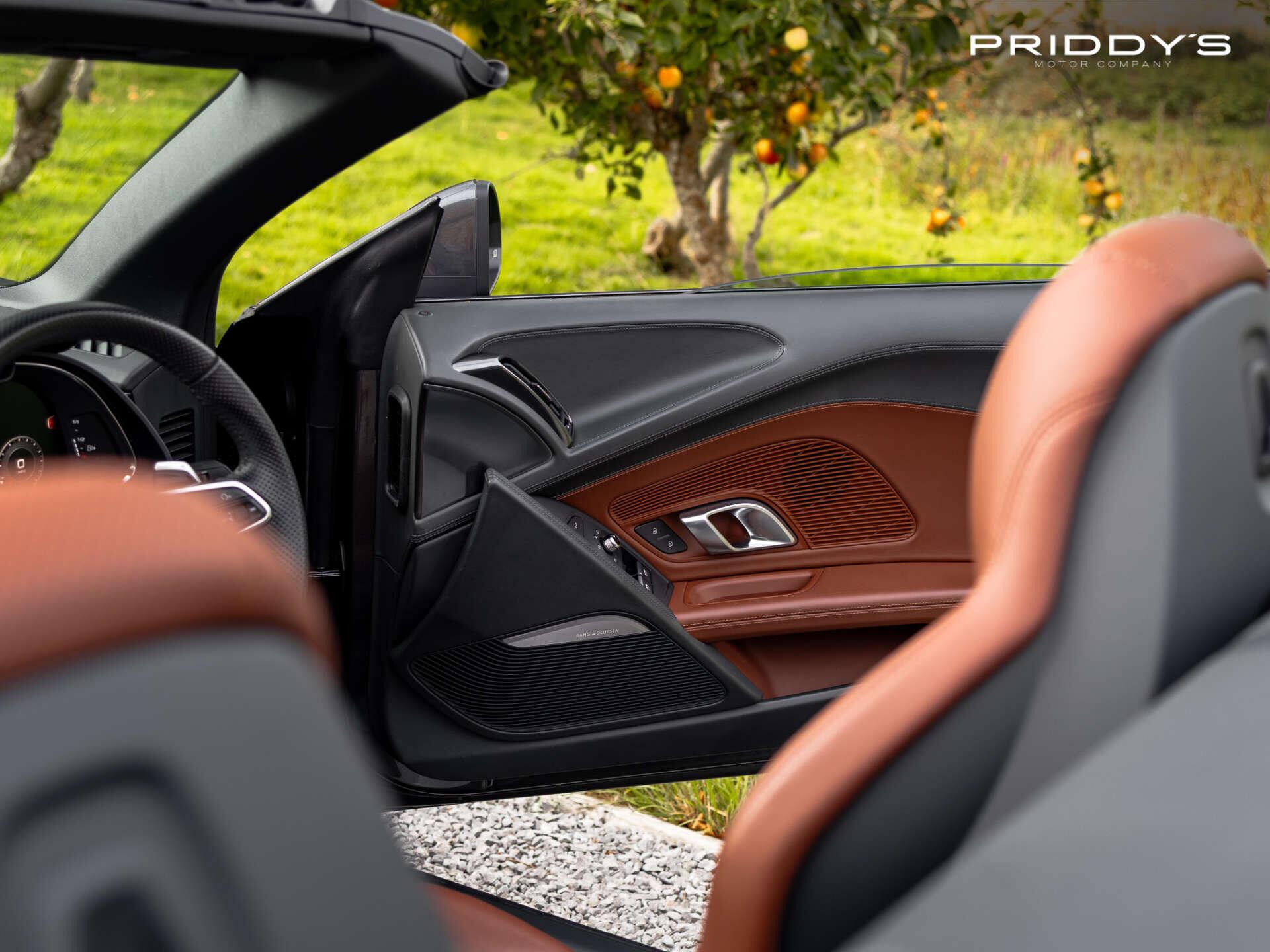 Audi R8 view 67