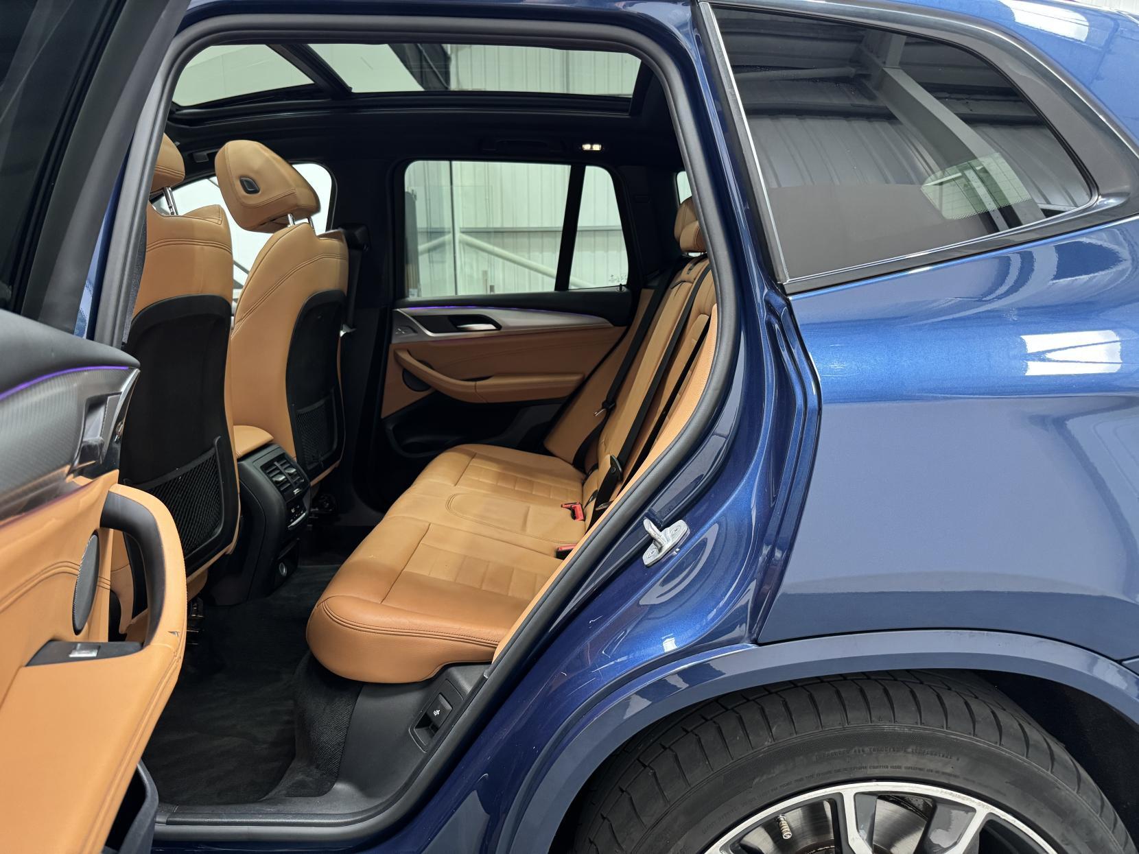 BMW X3 view 68