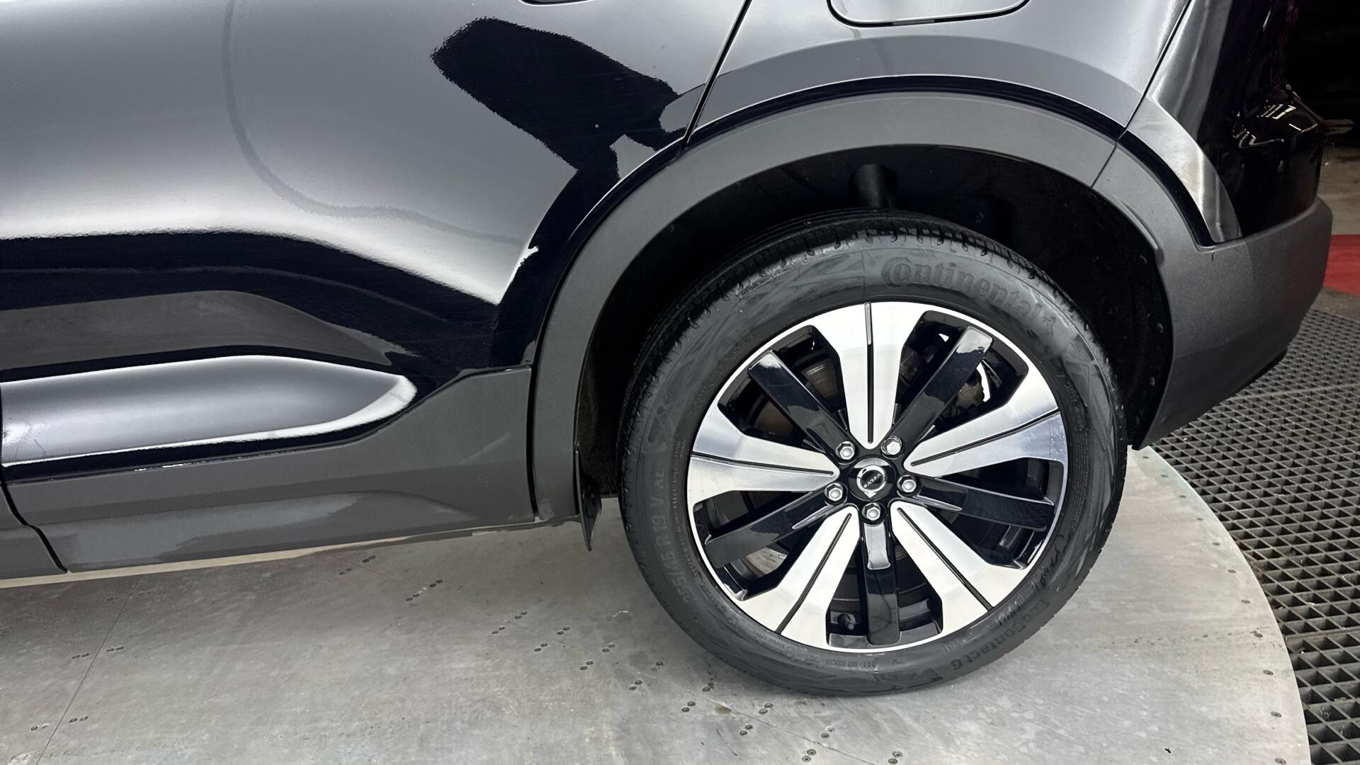 Volvo XC40 view 22