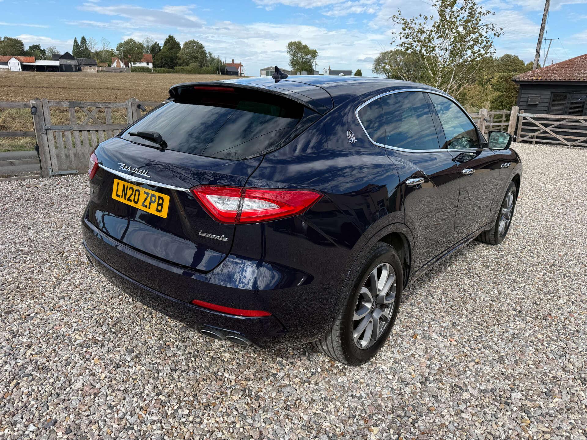 Maserati Levante view 4