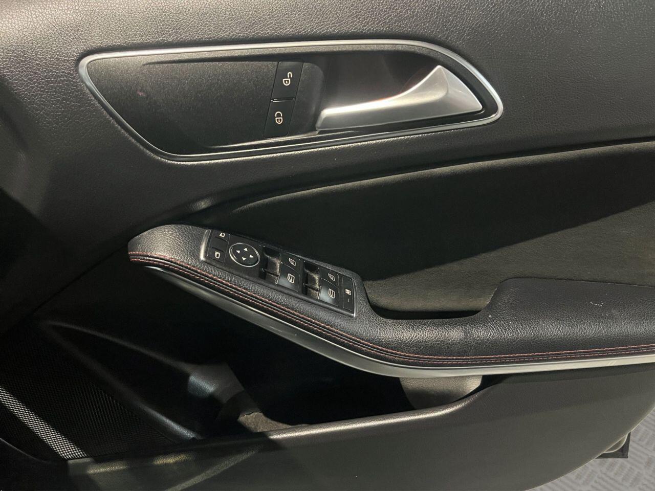Mercedes-Benz A Class view 11