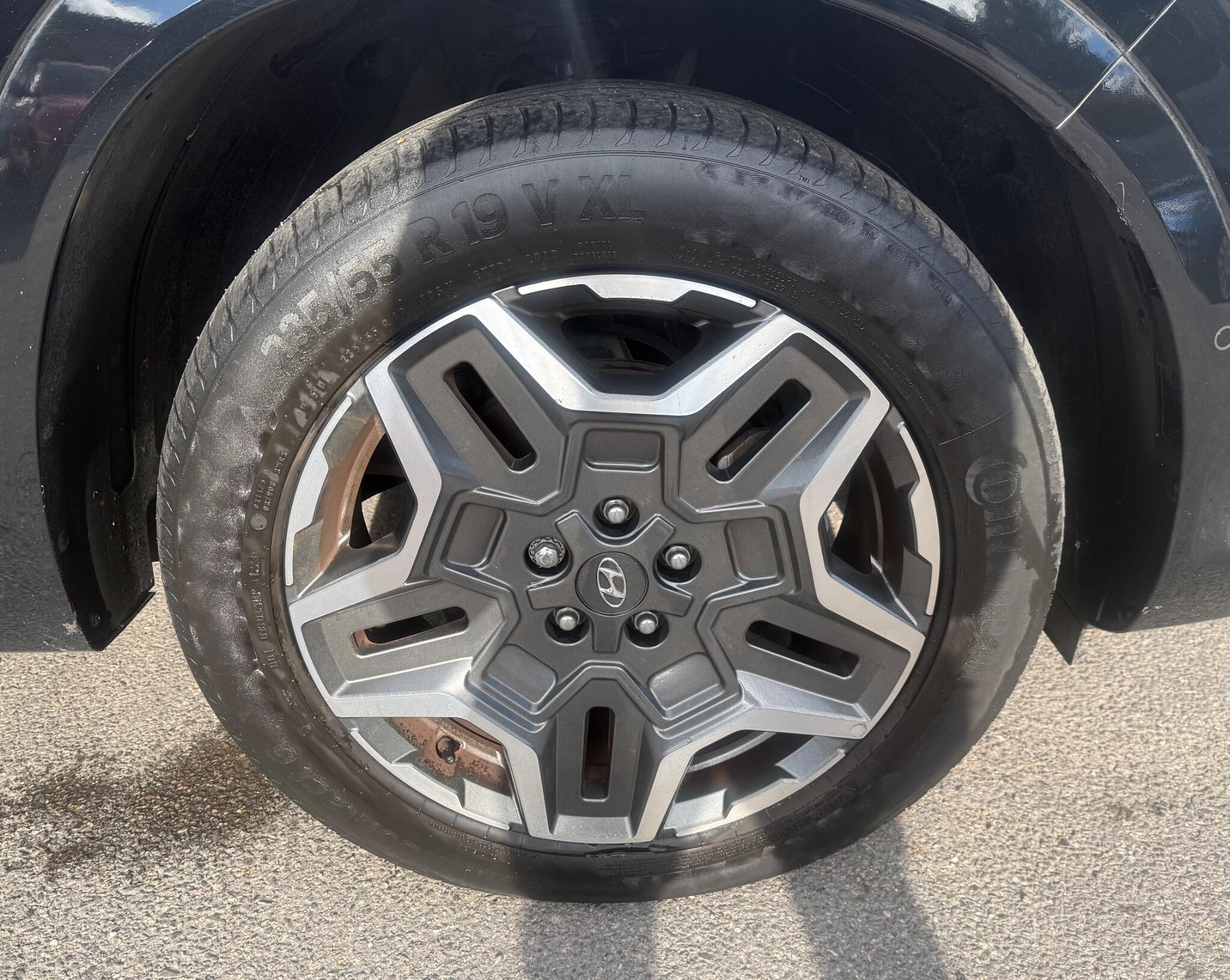 Hyundai Santa Fe view 10