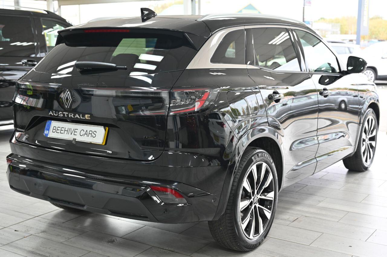 Renault Austral view 9
