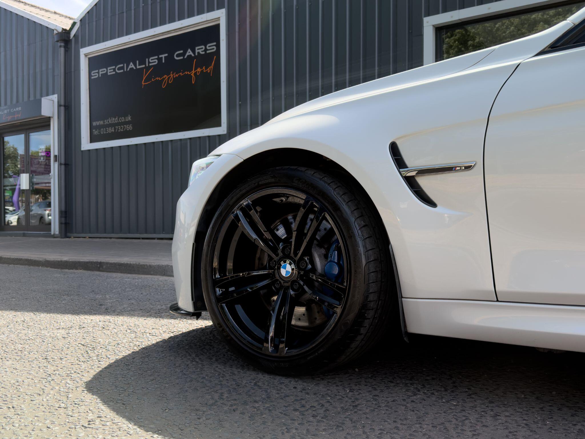 BMW M3 view 31
