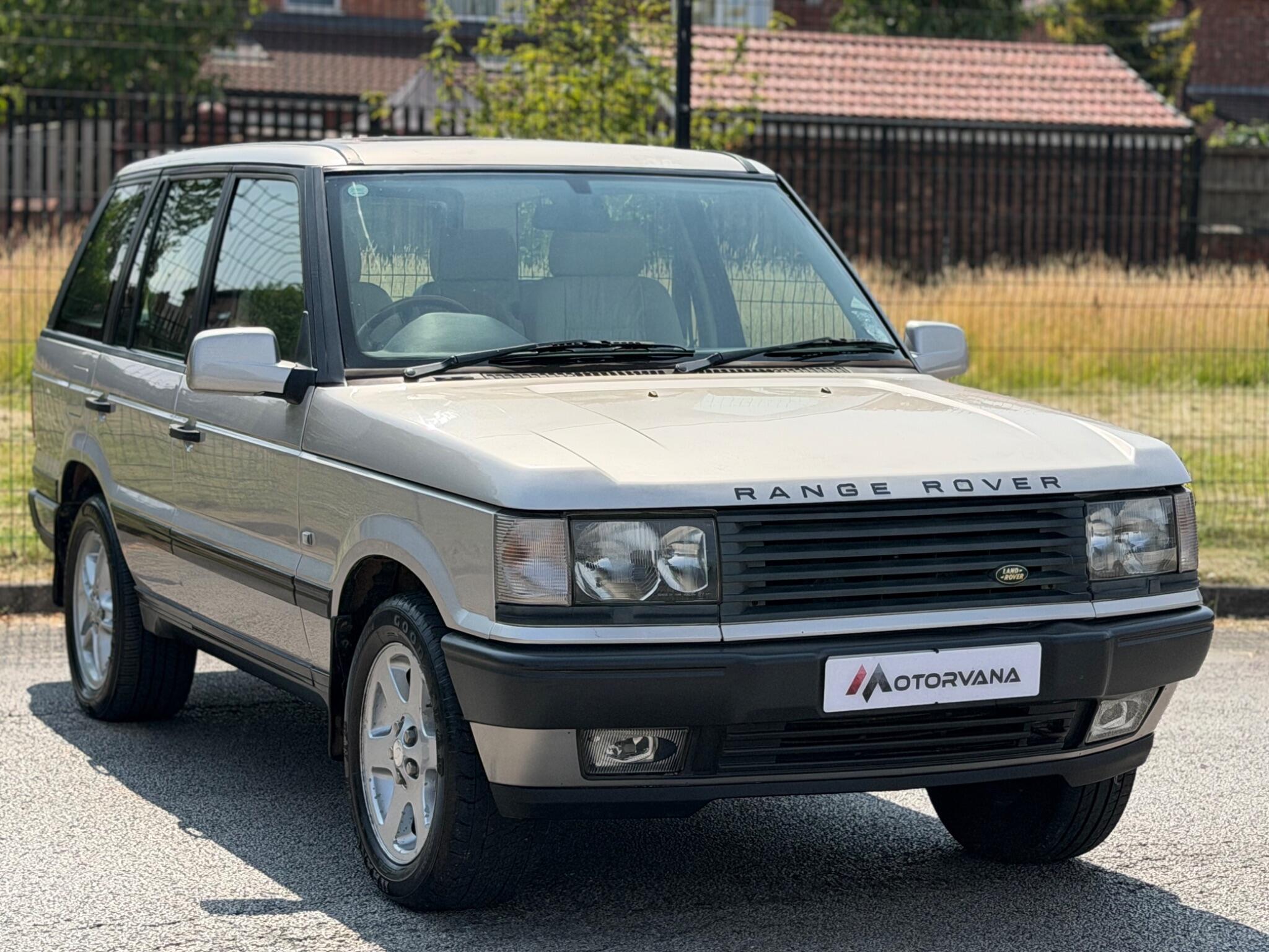 Land Rover Range Rover view 6