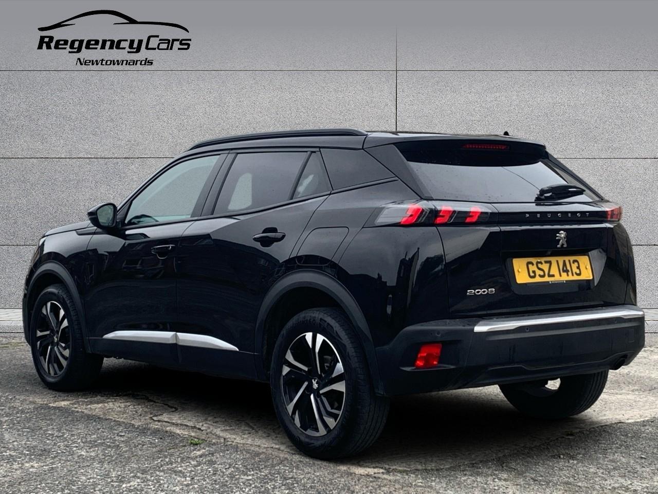 Peugeot 2008 view 4