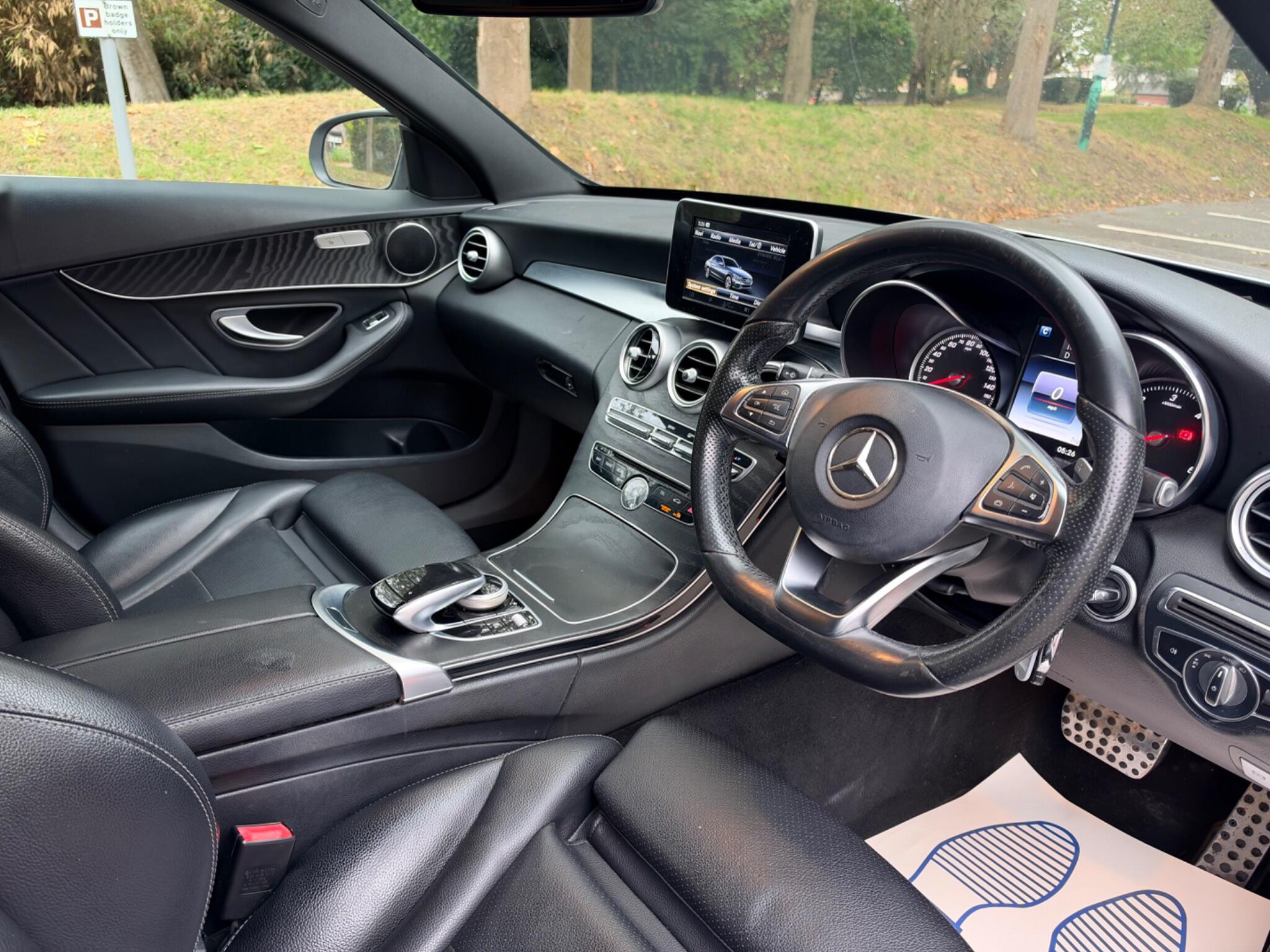 Mercedes-Benz C-Class view 10