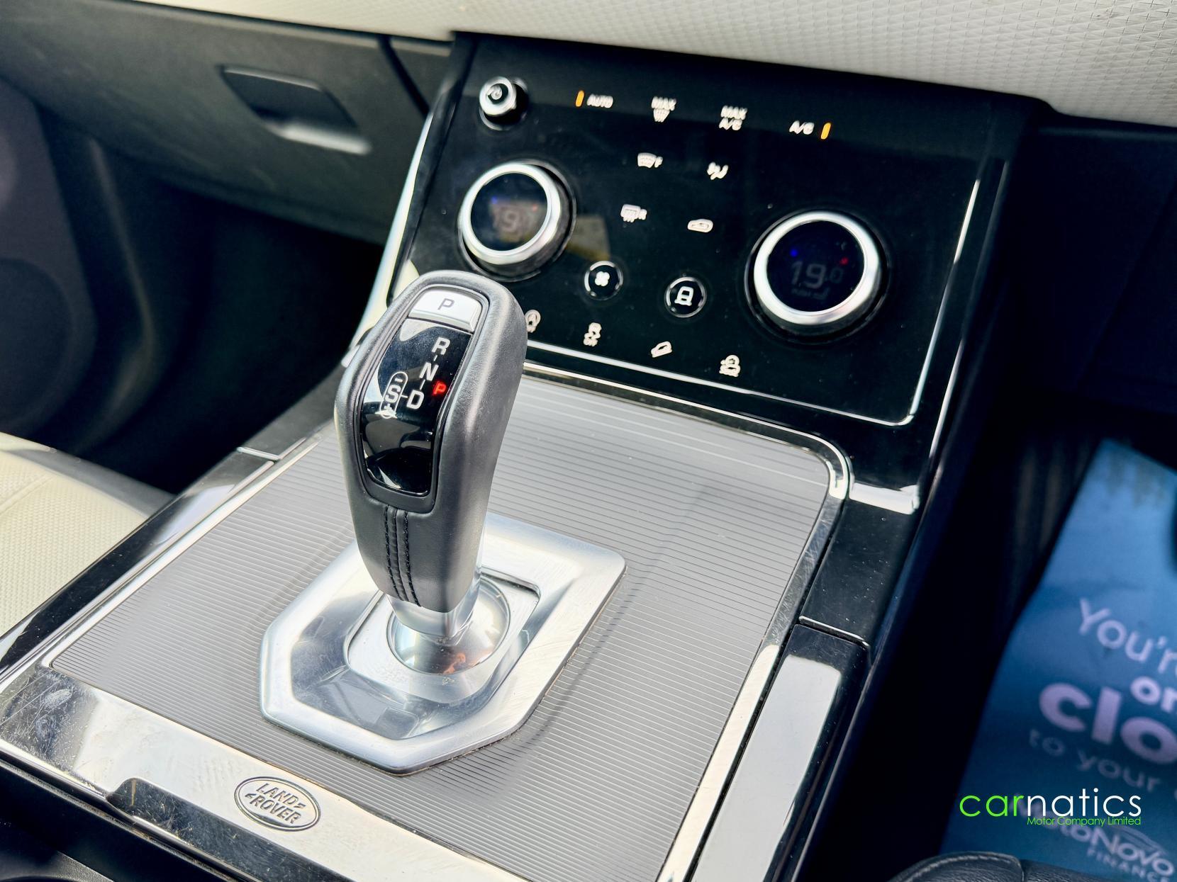 Land Rover Range Rover Evoque view 33