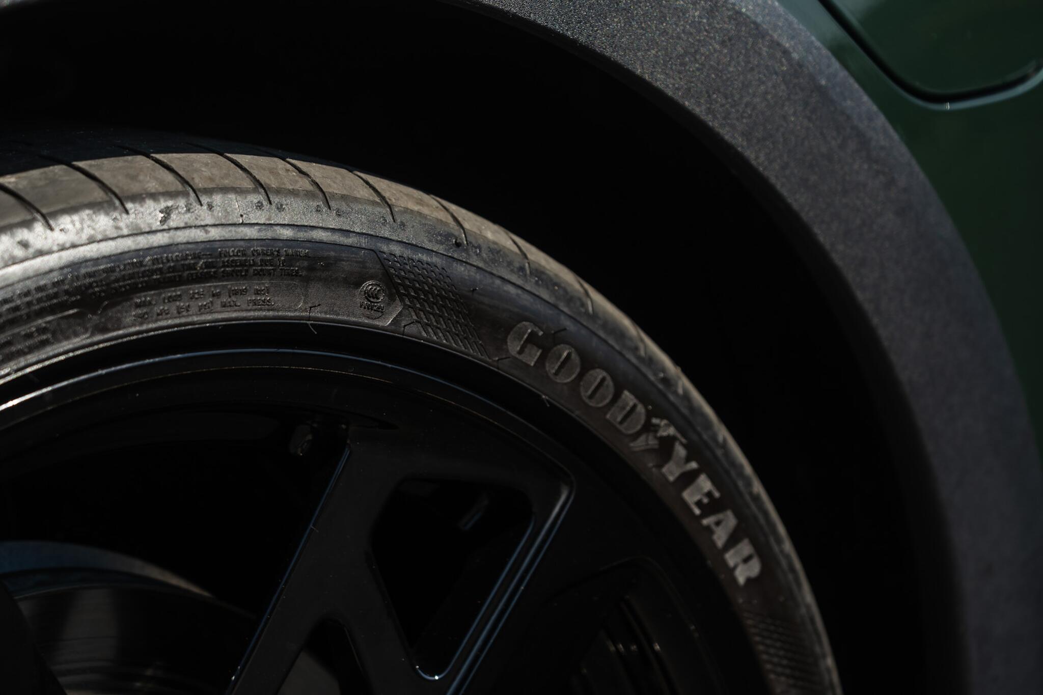 Porsche Taycan view 29