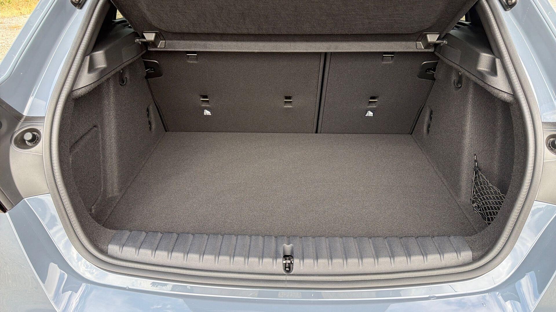 BMW 1 Series view 13