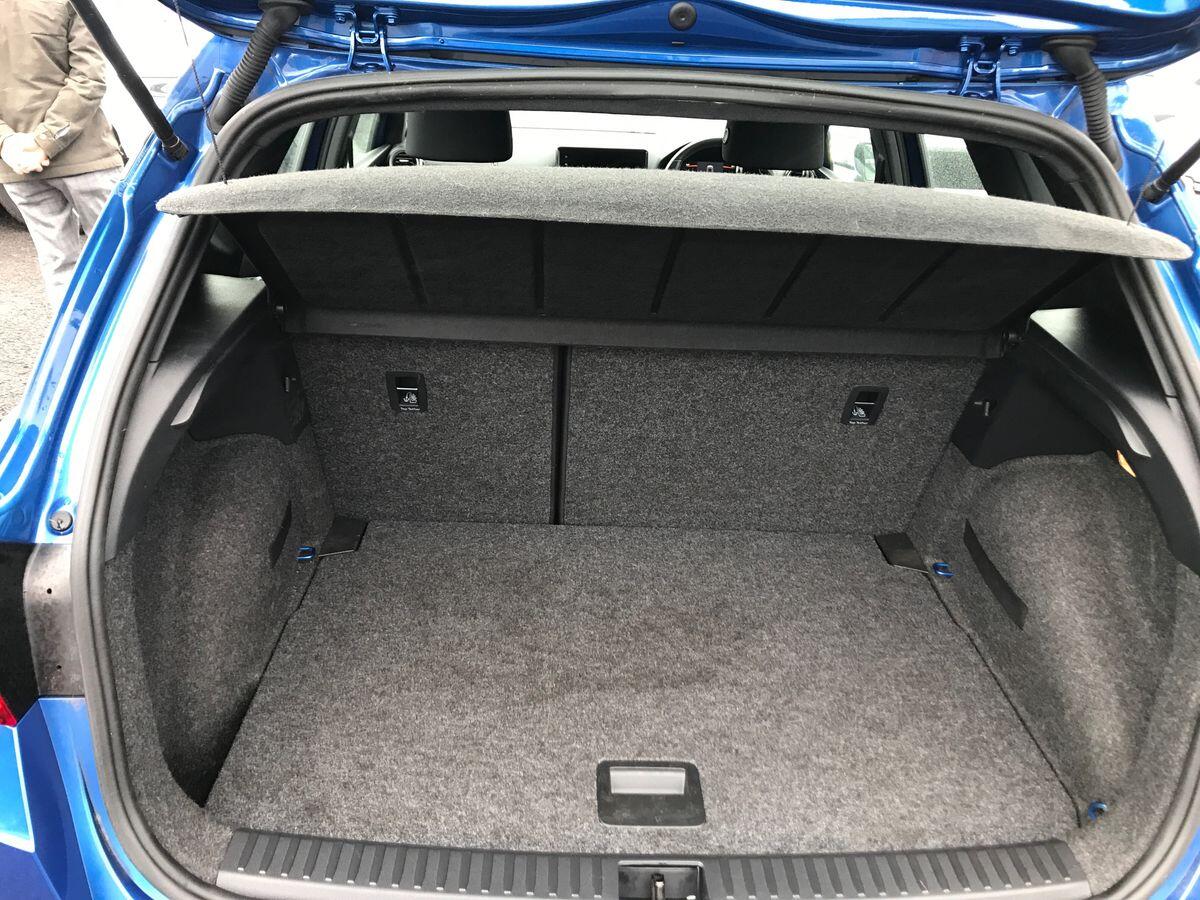 SEAT Arona view 8