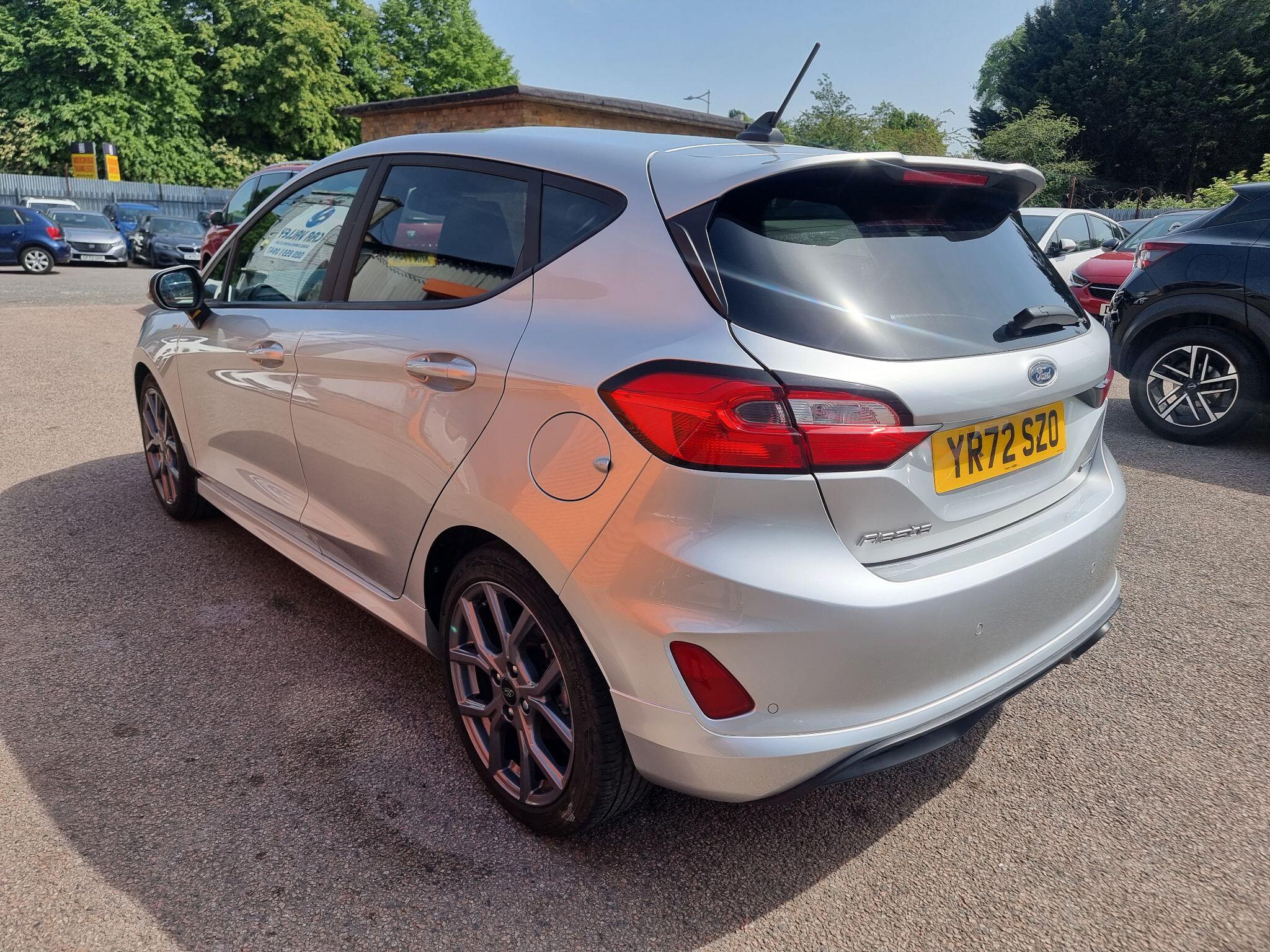 Ford Fiesta view 5