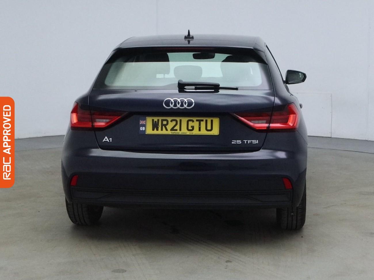 Audi A1 view 8