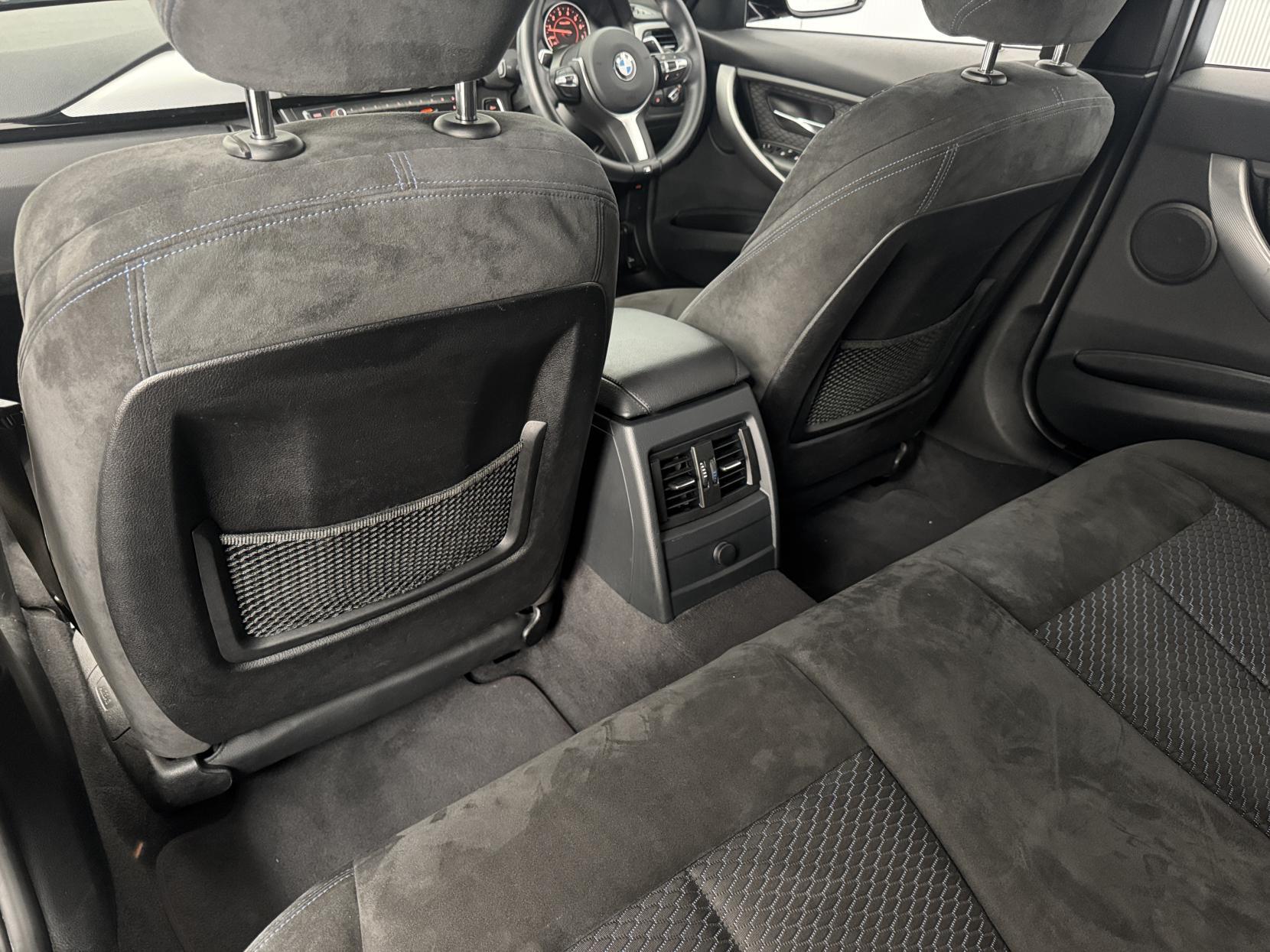 BMW 3 Series view 62