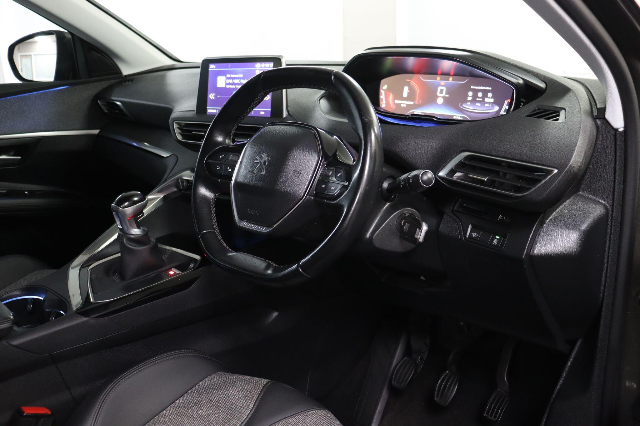 Peugeot 3008 view 22