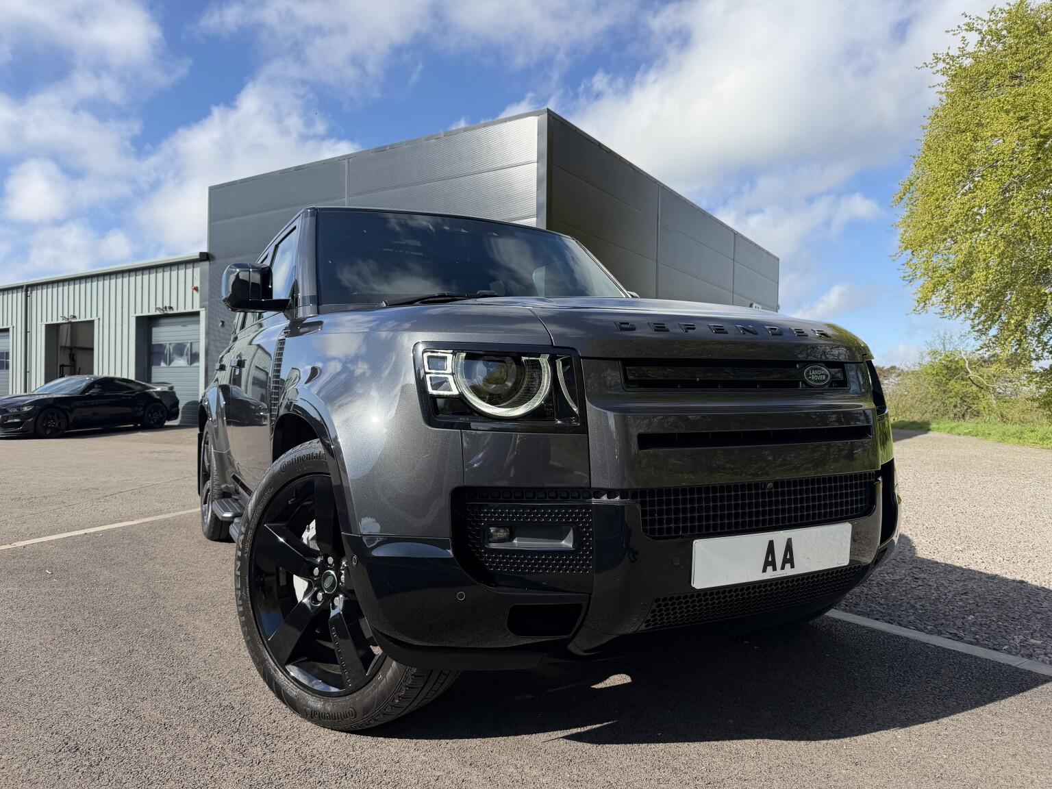 Land Rover Defender 110 view 2