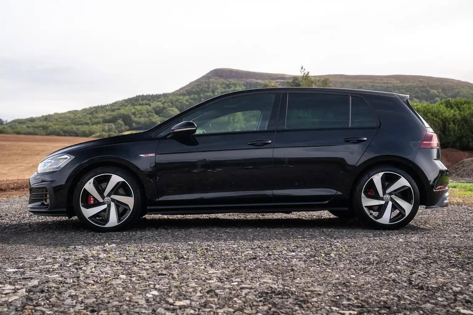Volkswagen Golf view 6