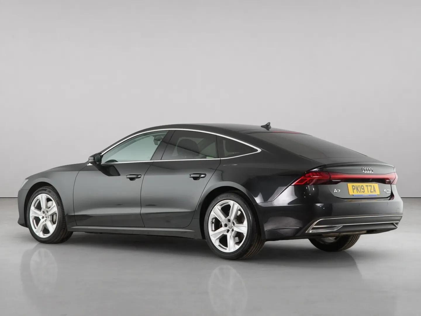 Audi A7 view 9