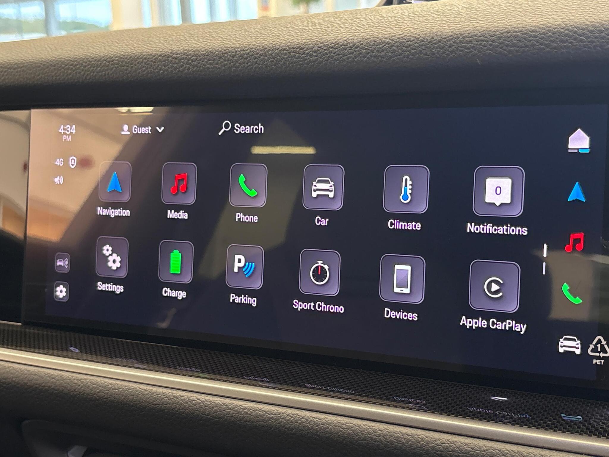 Porsche Cayenne view 30