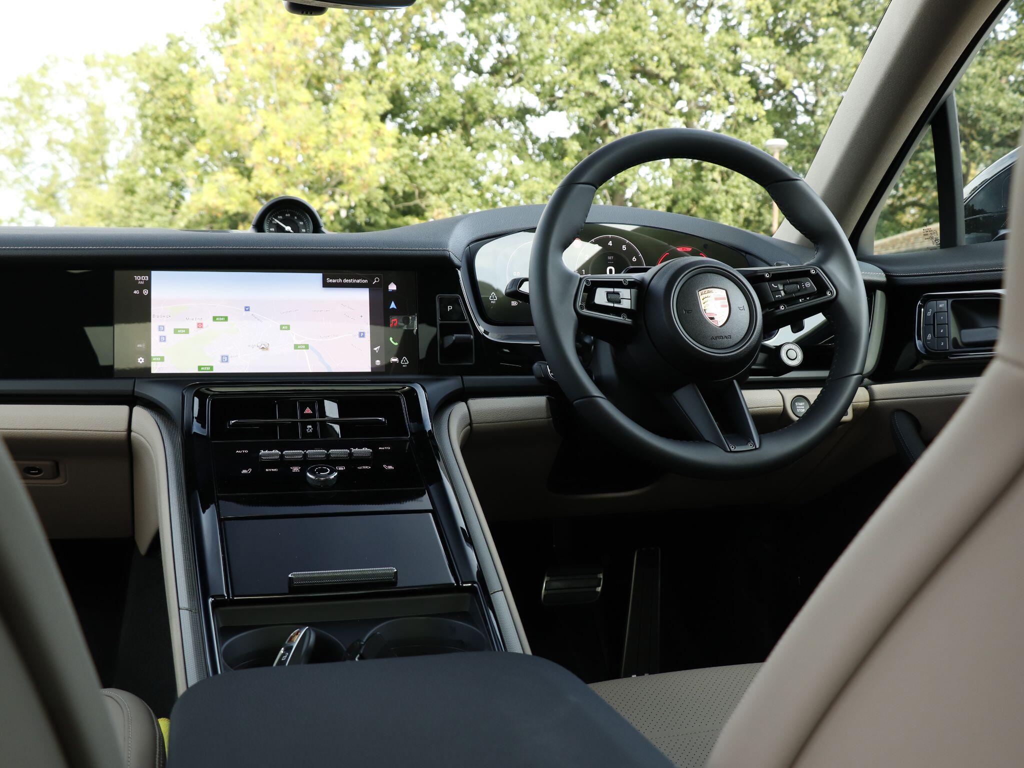 Porsche Panamera view 12