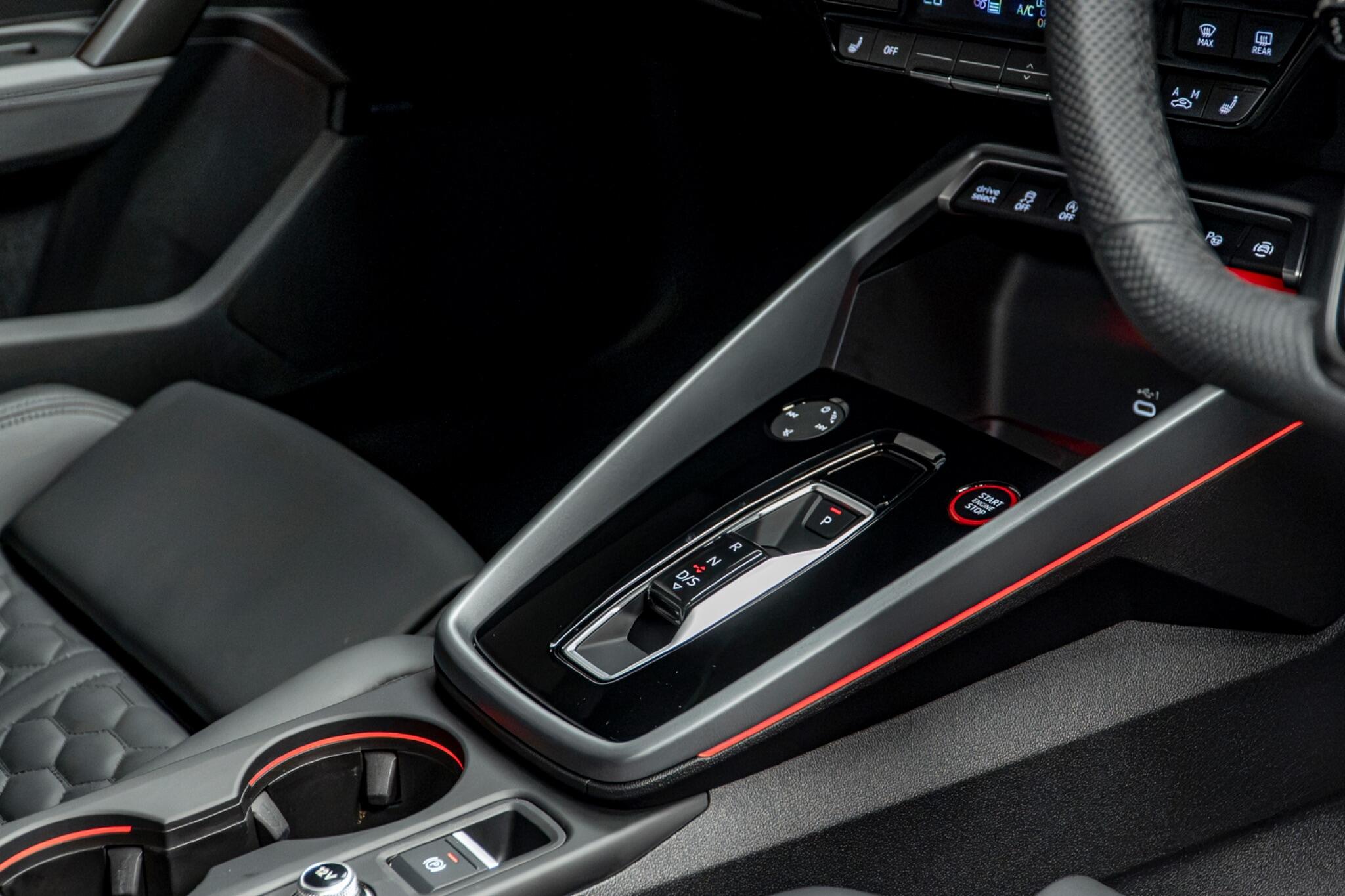 Audi RS3 view 34