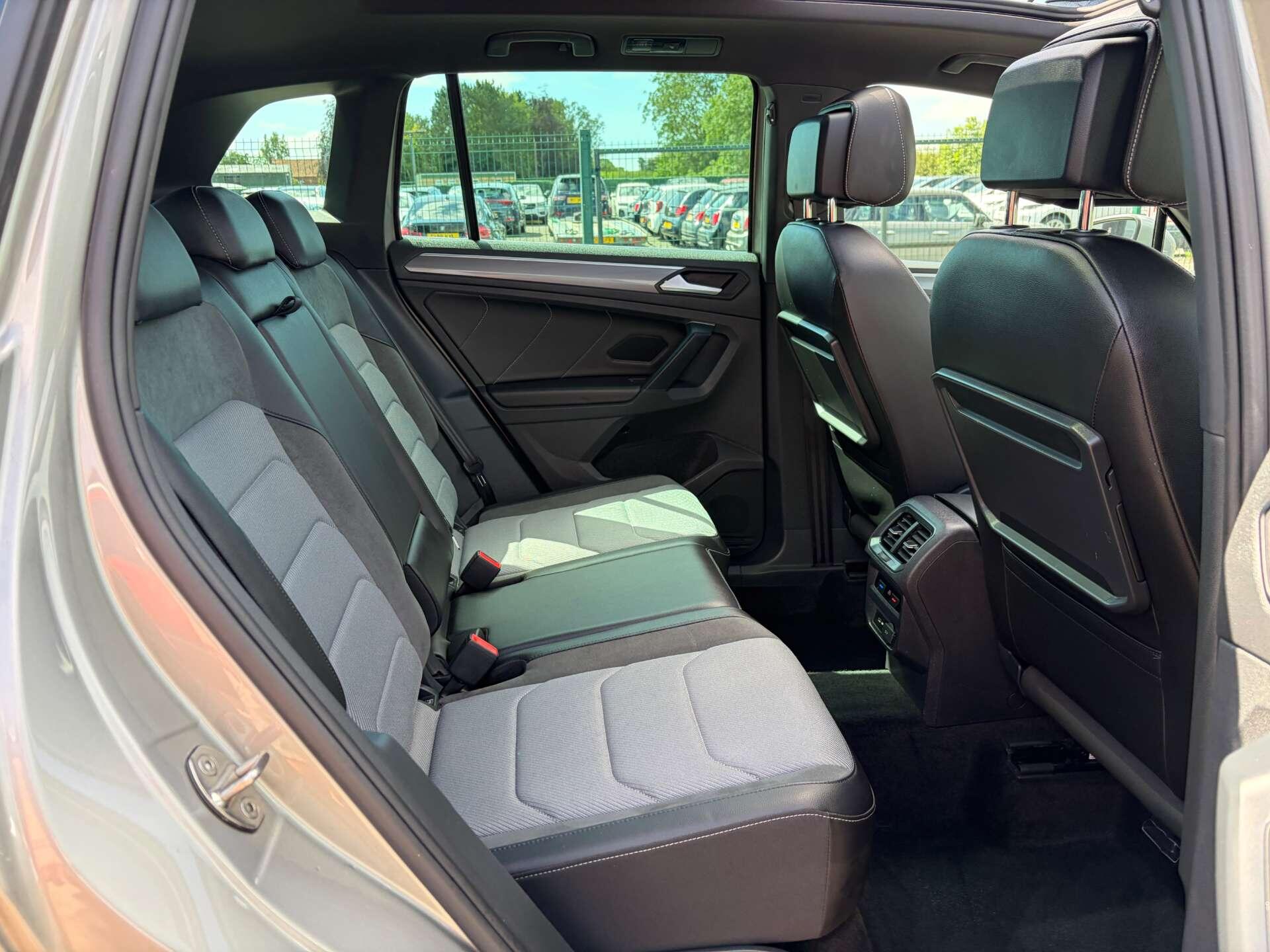 Volkswagen Tiguan view 27