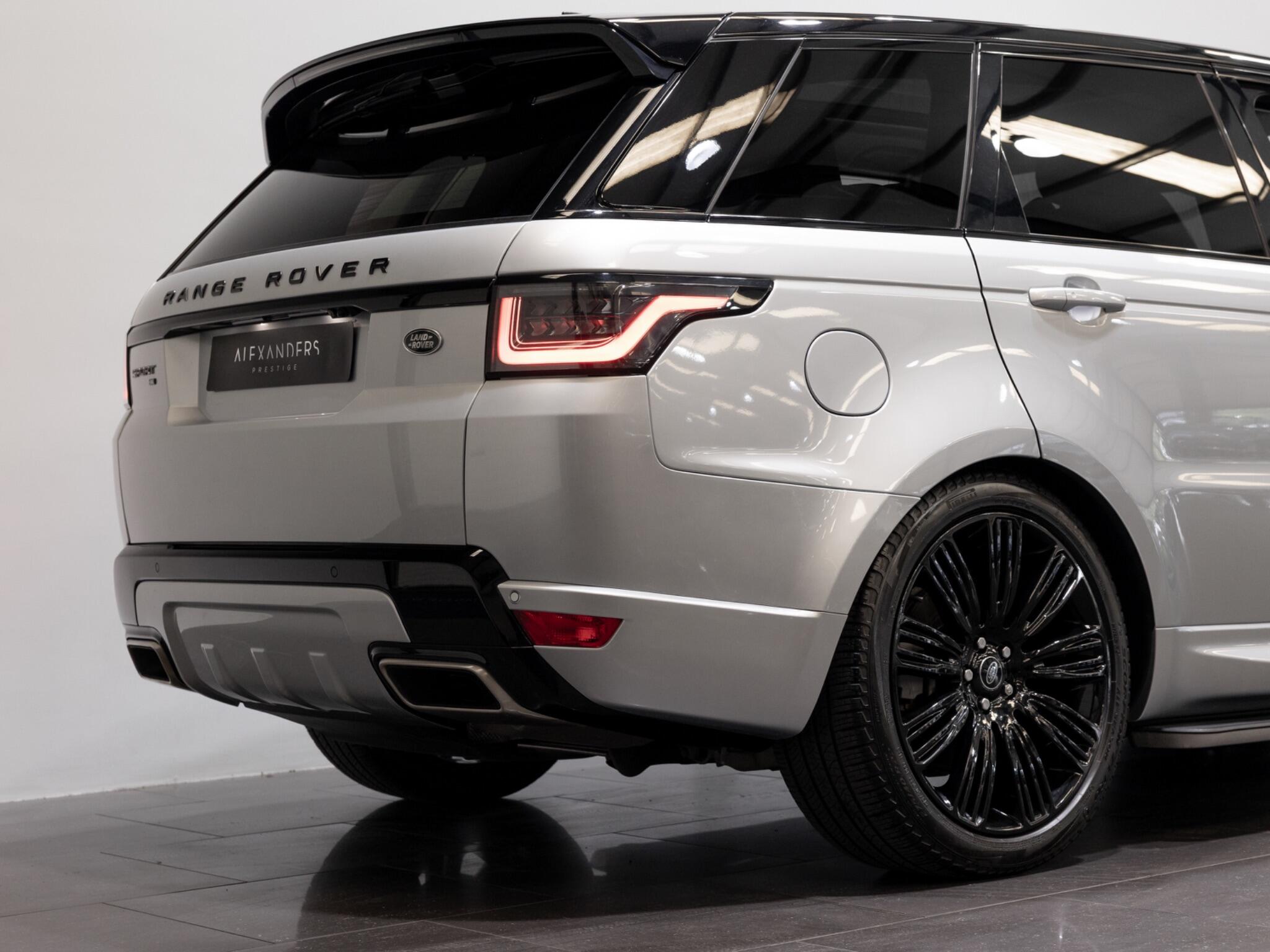 Land Rover Range Rover Sport view 13