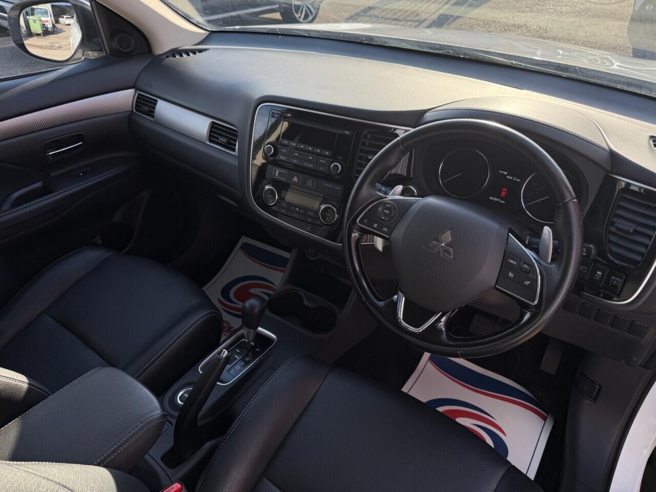 Mitsubishi Outlander view 43