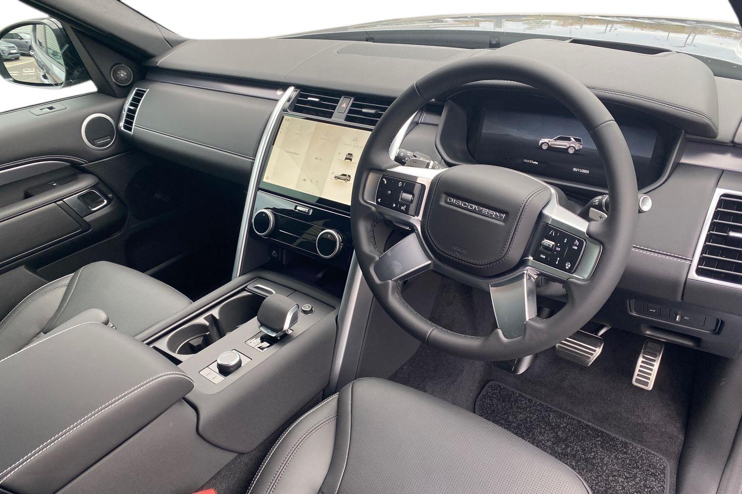 Land Rover Discovery view 15