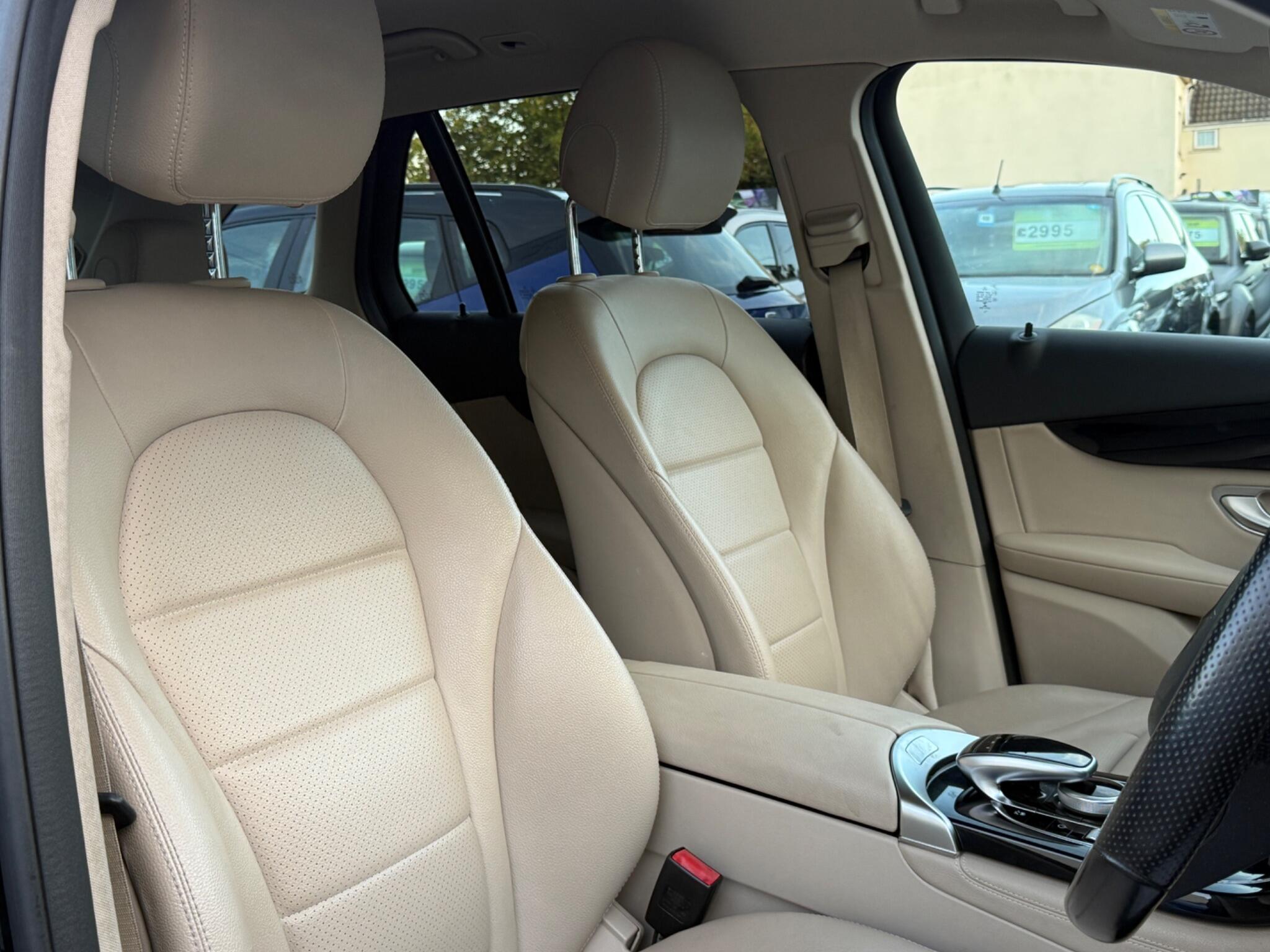 Mercedes-Benz GLC - Image 33