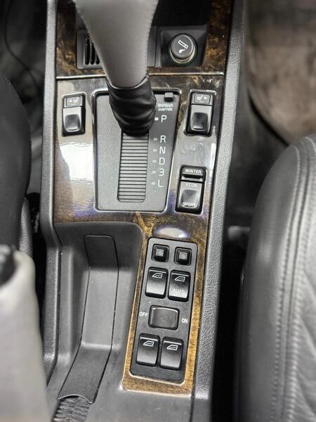 1996 Volvo 850 image 45