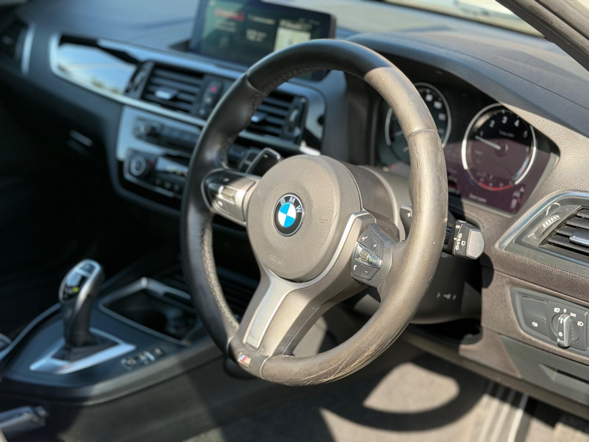 BMW 1 Series view 13
