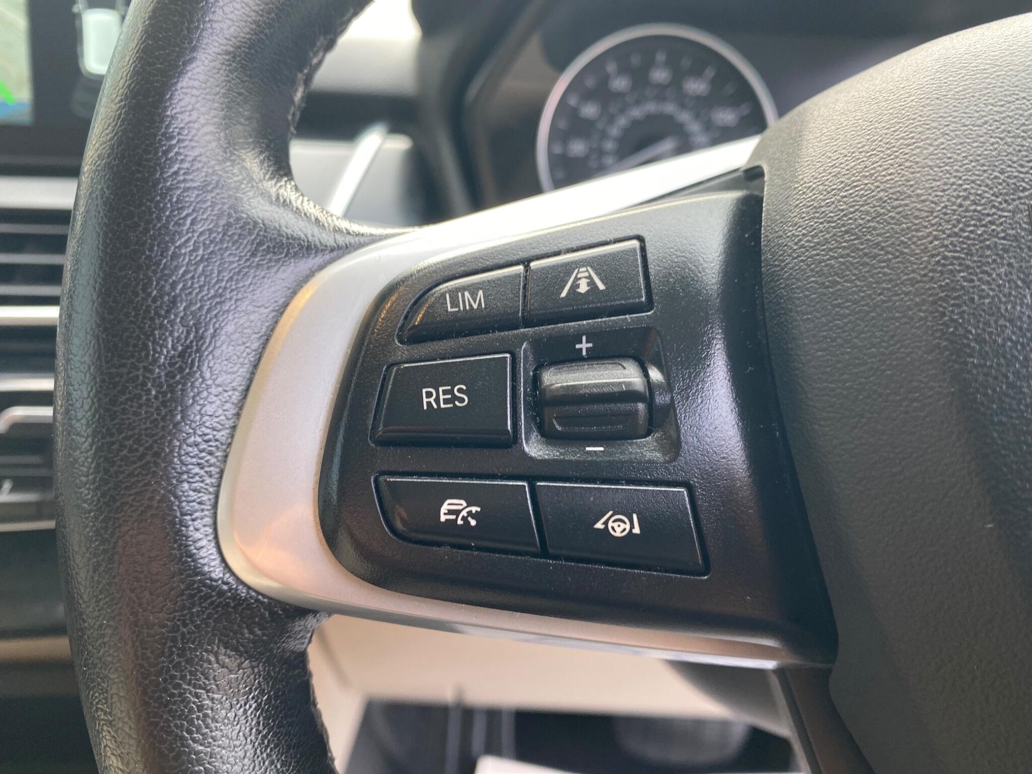BMW 2 Series view 17