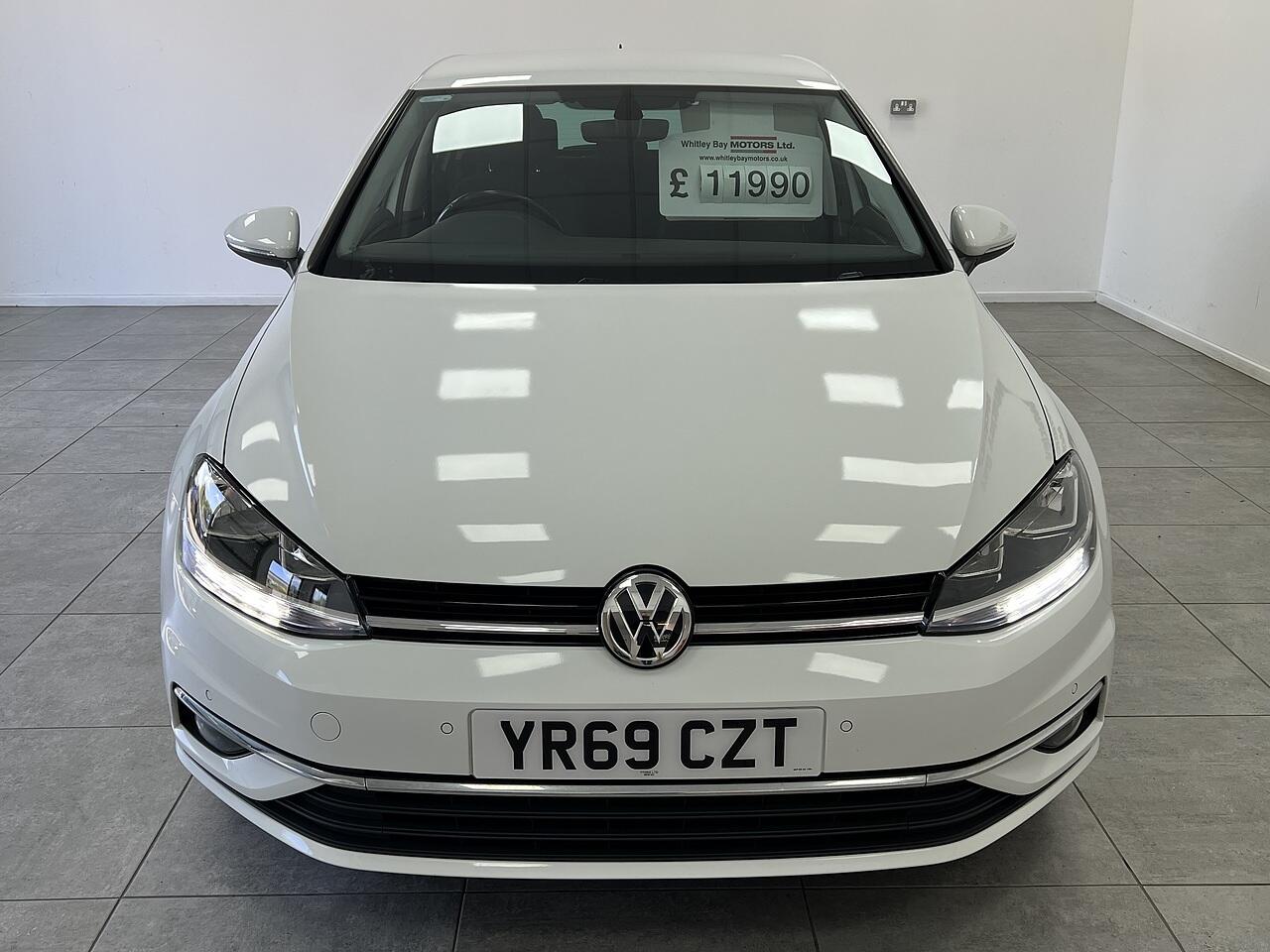 Volkswagen Golf view 7