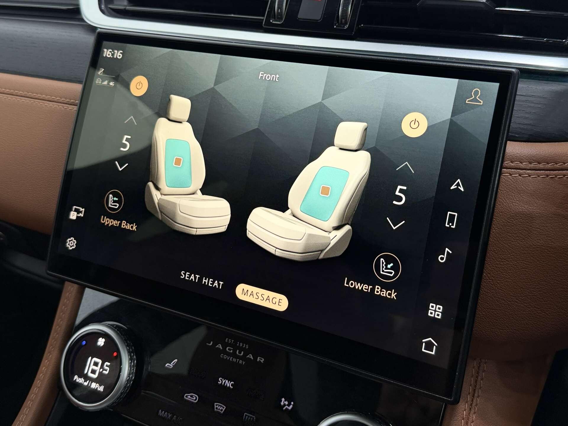Jaguar F-Pace view 44