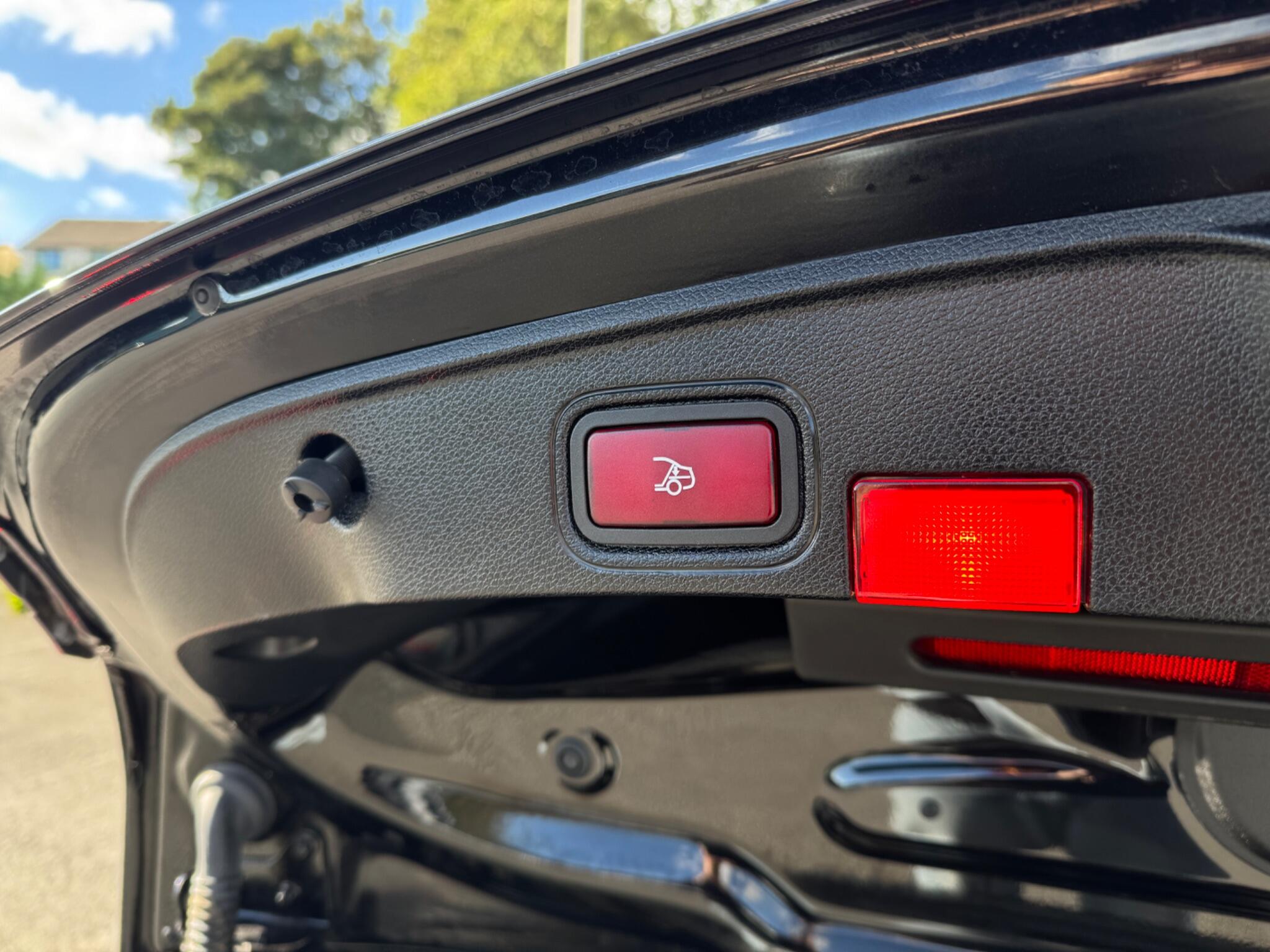Mercedes-Benz C-Class view 45