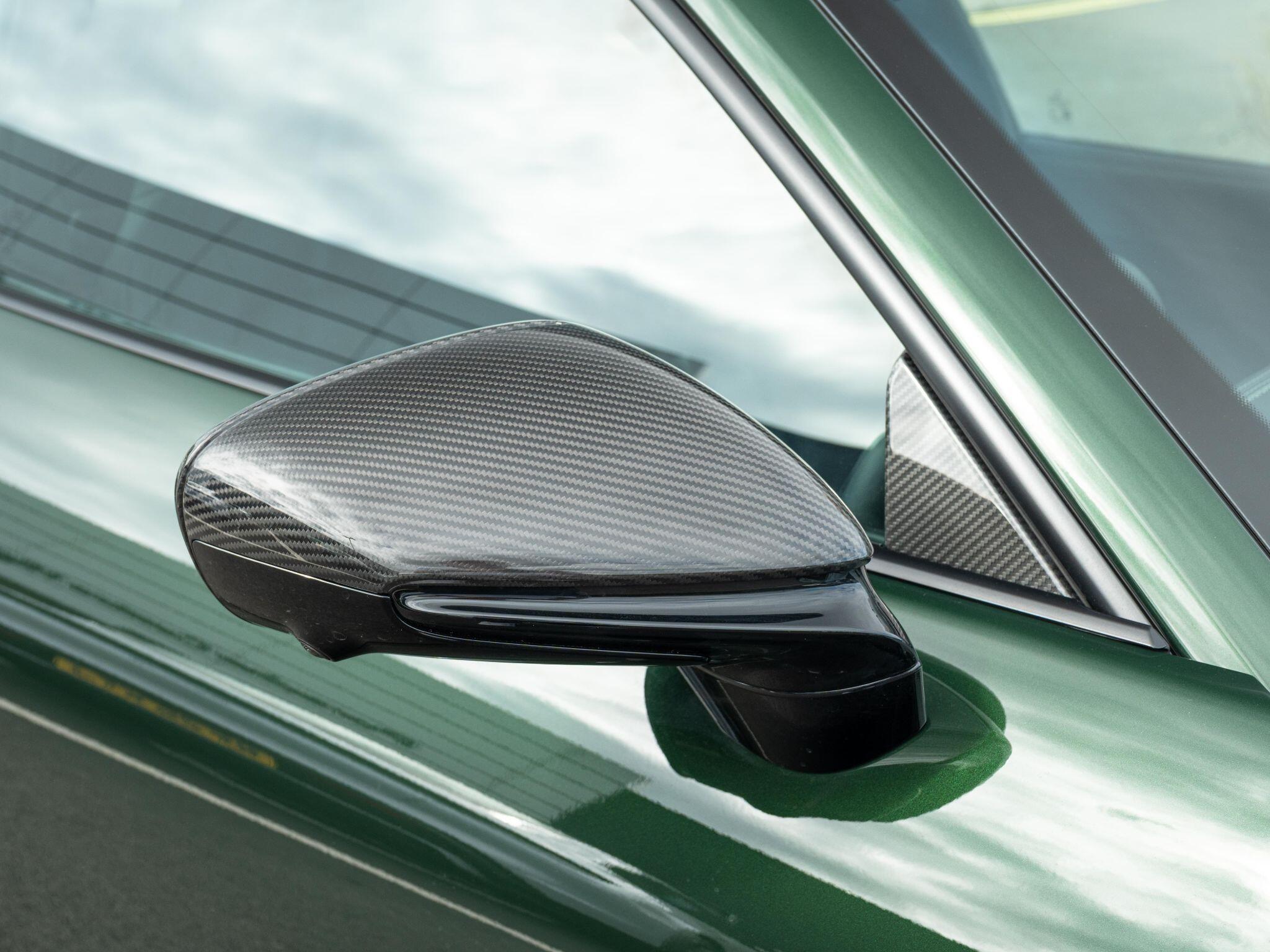 Porsche 911 view 12