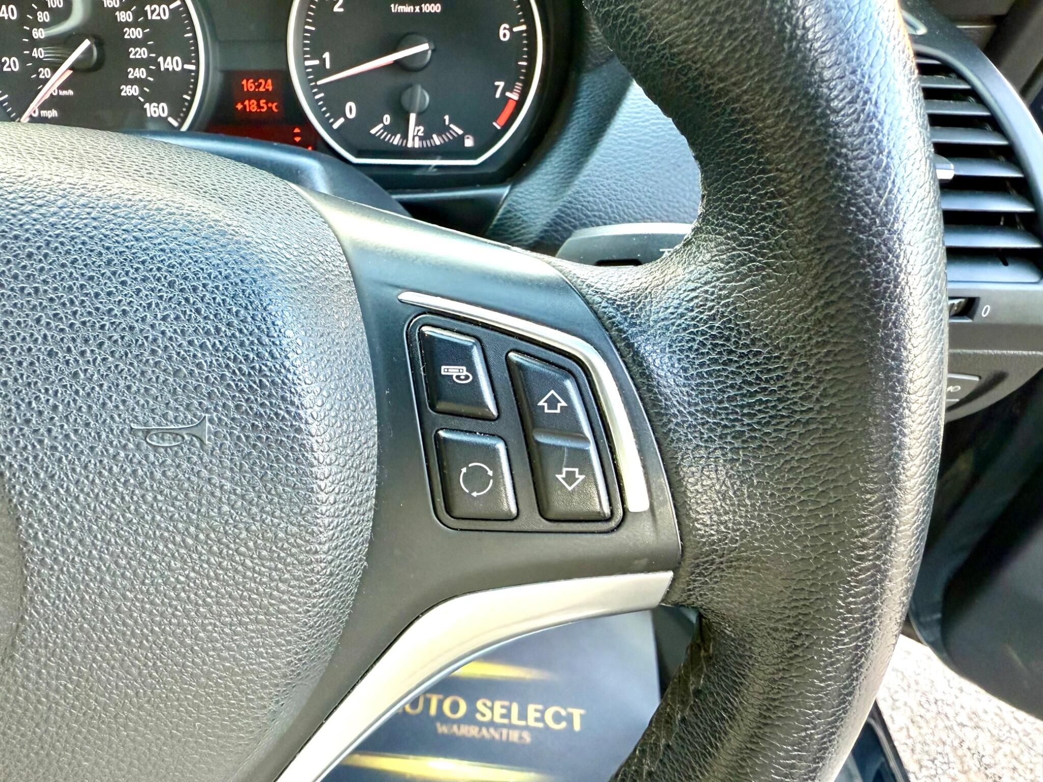 2012 BMW 1 Series image 50