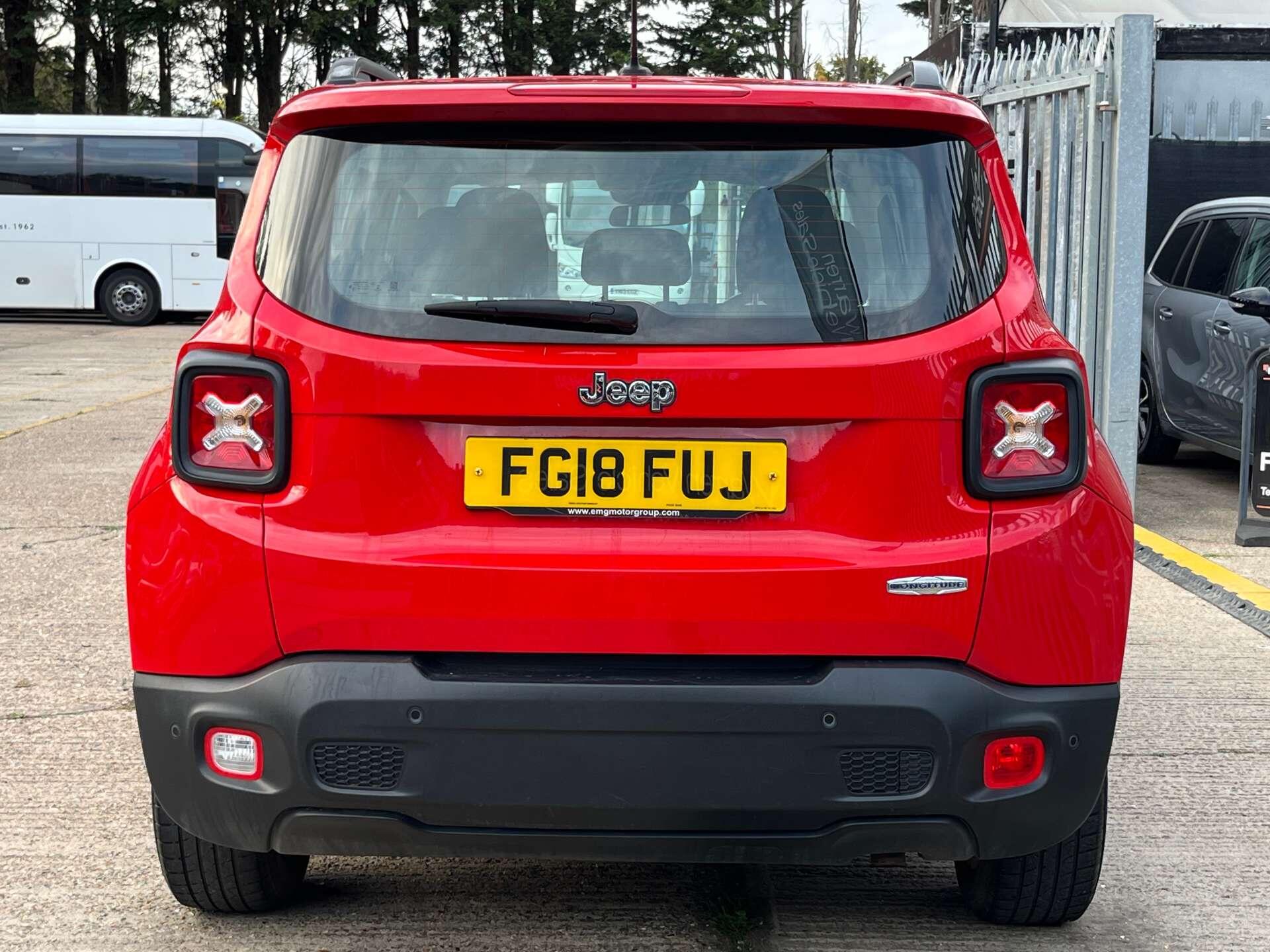 Jeep Renegade view 9